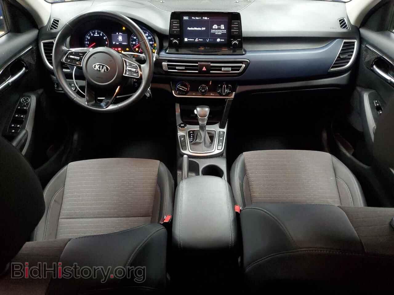 2021 KIA SELTOS - VIN: KNDEUCAA1M7203236 - Фото 8