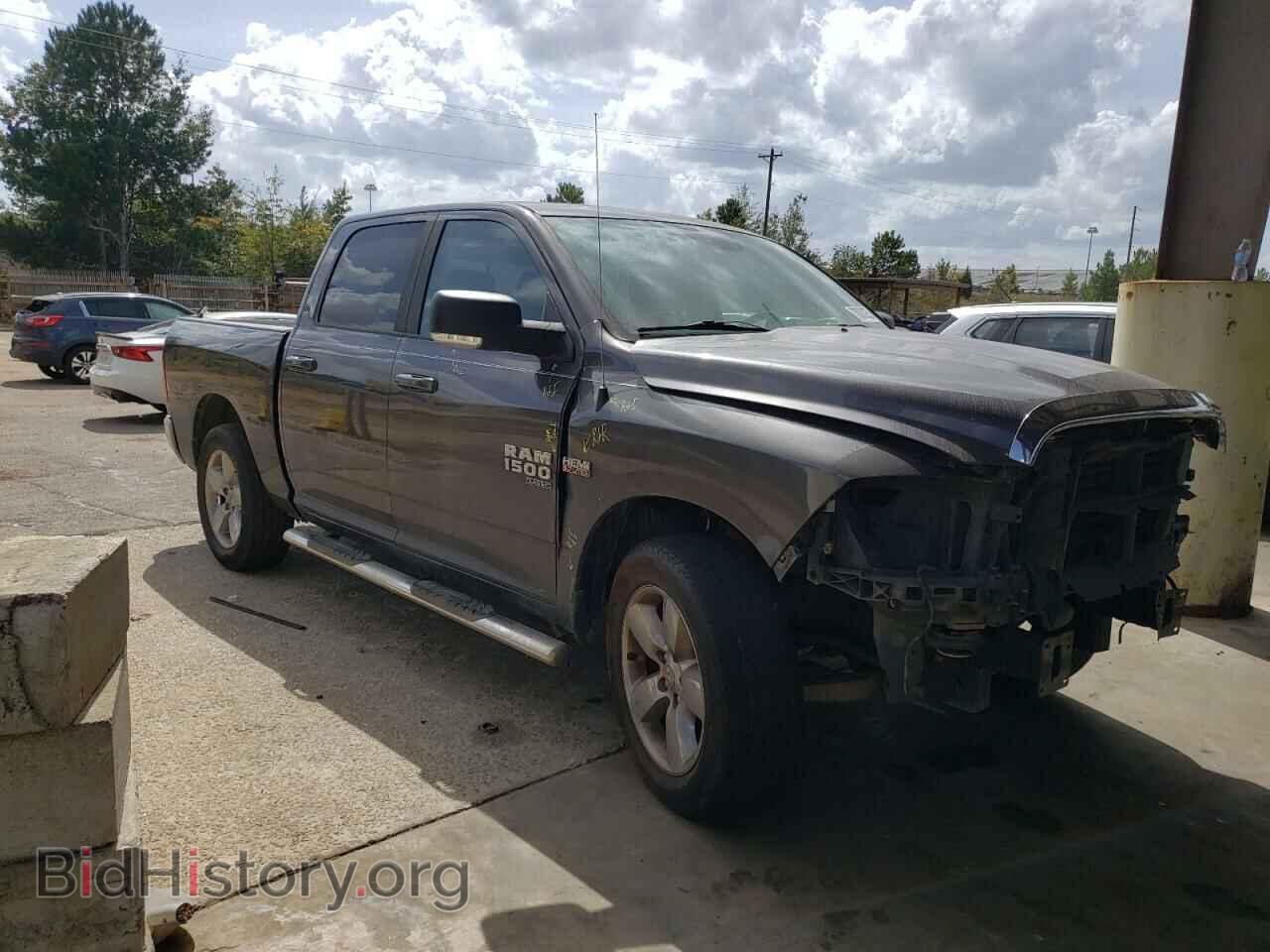2019 RAM 1500 - VIN: 1C6RR6LT9KS665337 - Photo 4