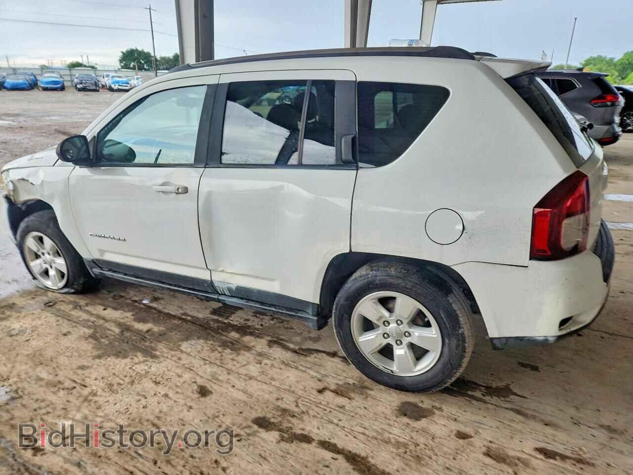 2014 JEEP COMPASS - VIN: 1C4NJCBA4ED881621 - Photo 2