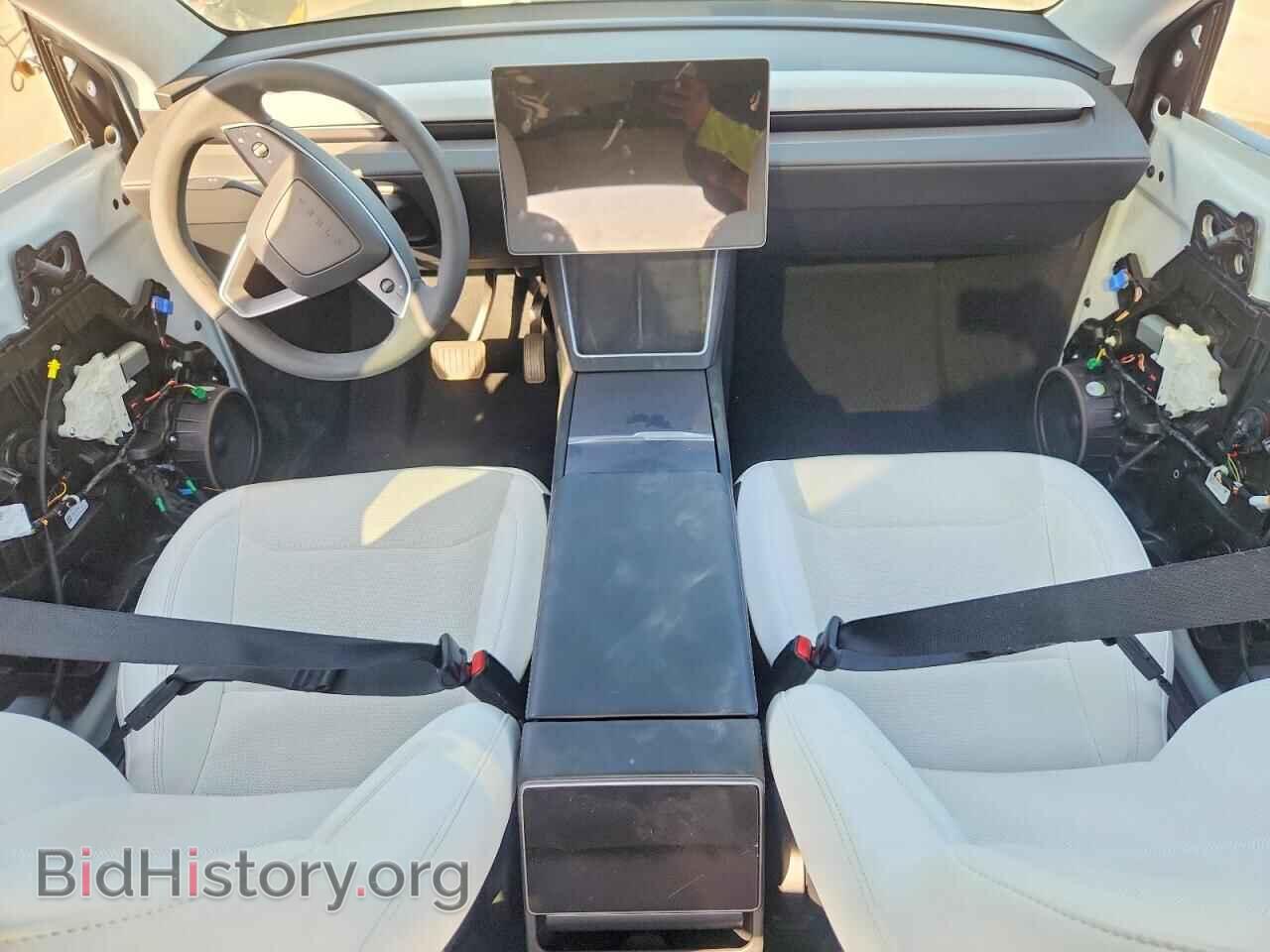 2026 TESLA MODEL Y - VIN: 7SAYGDEE7TF424682 - Photo 8