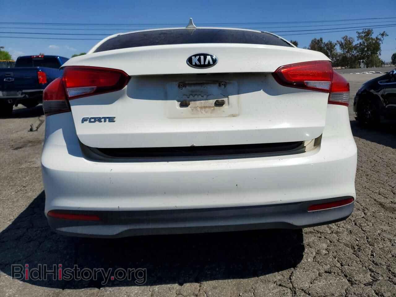 2017 KIA FORTE - VIN: 3KPFK4A78HE091223 - Photo 6