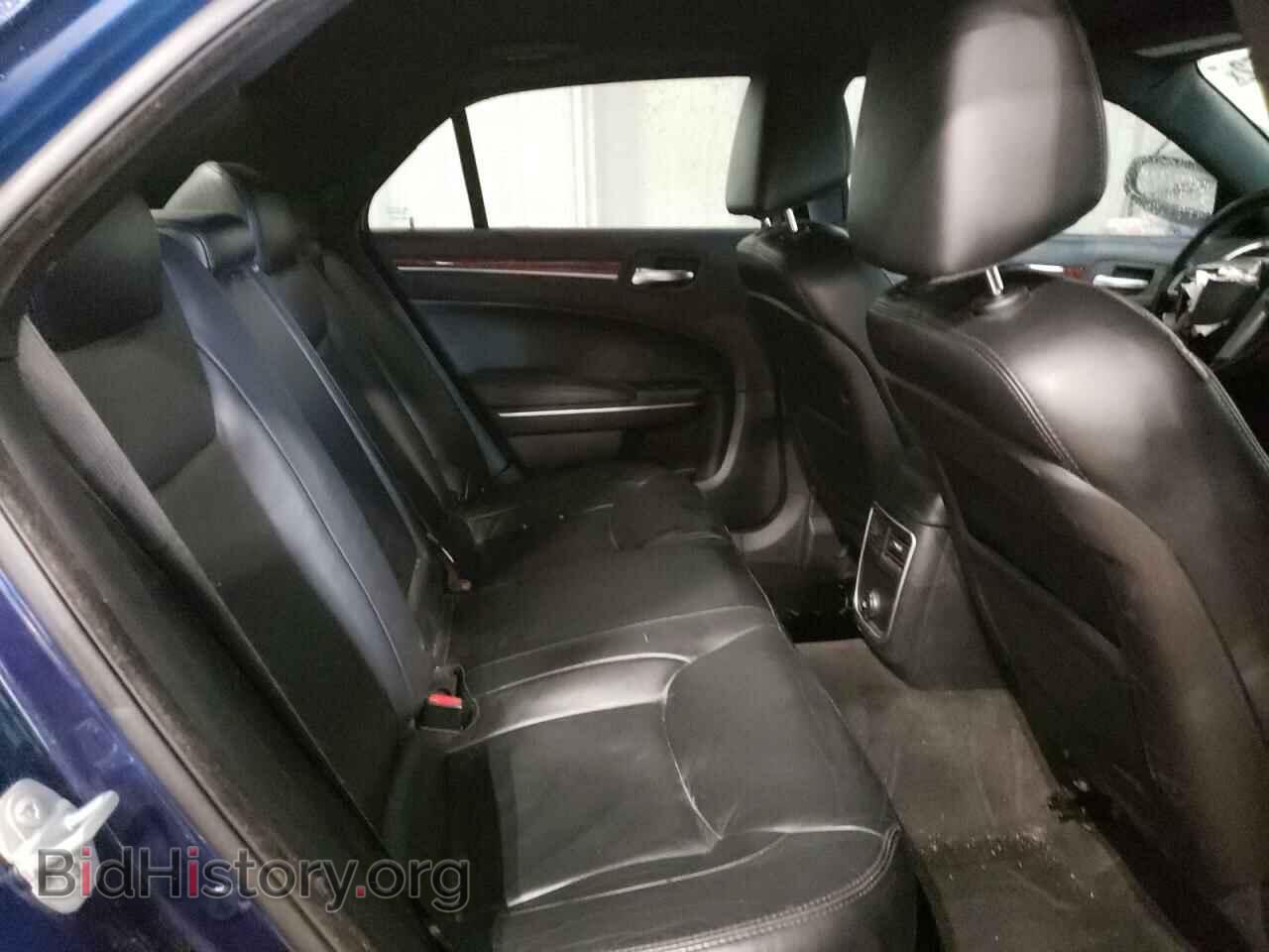 2014 CHRYSLER 300 - VIN: 2C3CCAAG7EH377700 - Фото 10