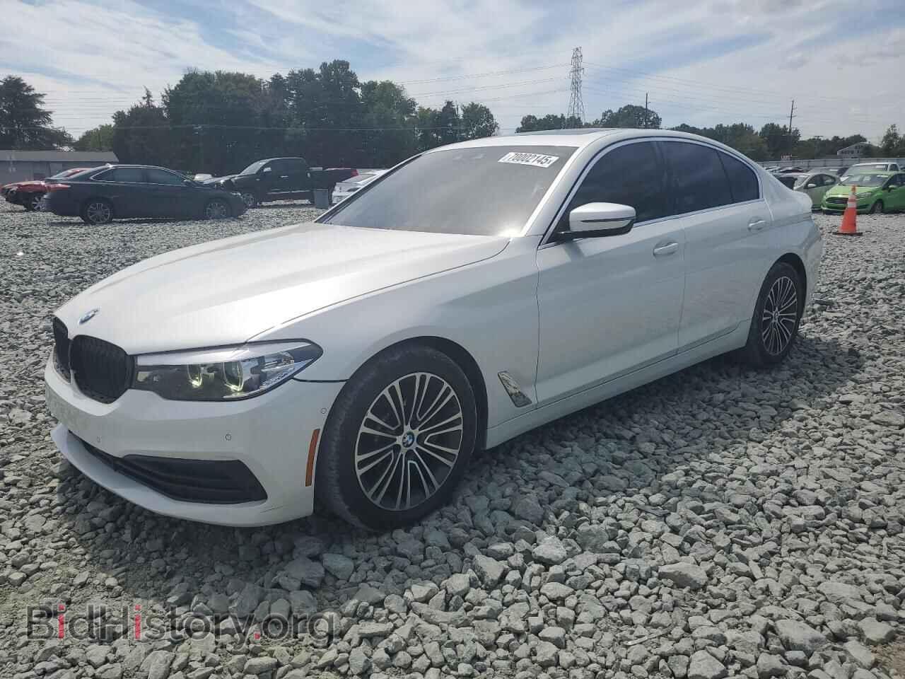 Фотография WBAJE5C55KWE66470 - BMW 5 SERIES 2019