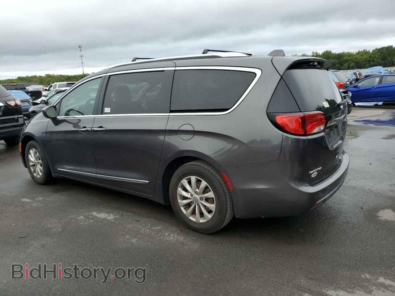 2018 CHRYSLER PACIFICA - VIN: 2C4RC1BG0JR228439 - Фото 2