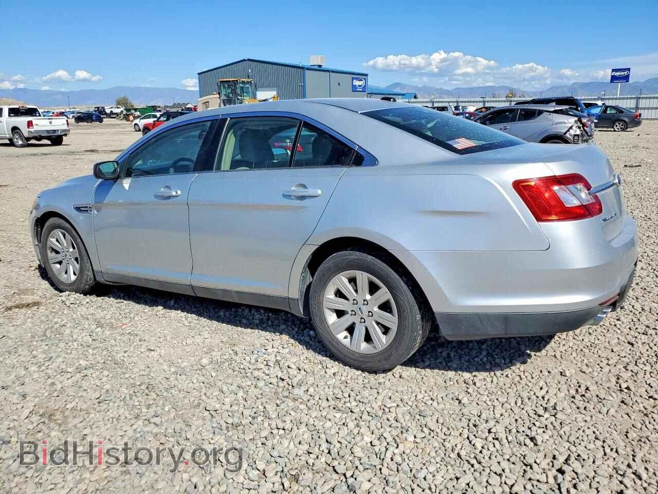 2011 FORD TAURUS - VIN: 1FAHP2DW3BG145610 - Photo 2
