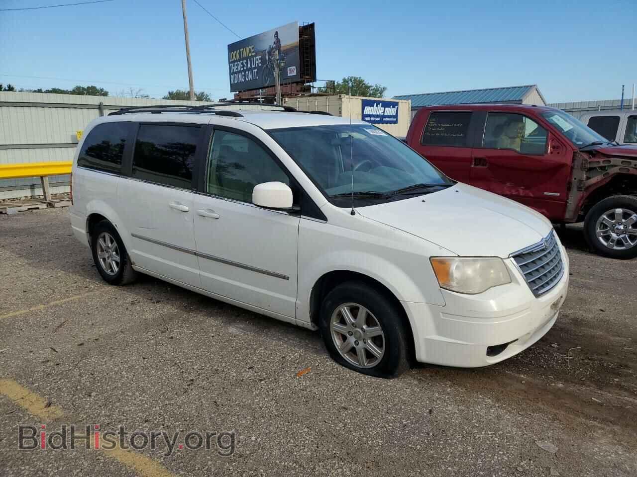 2010 CHRYSLER MINIVAN - VIN: 2A4RR5D11AR235960 - Фото 4