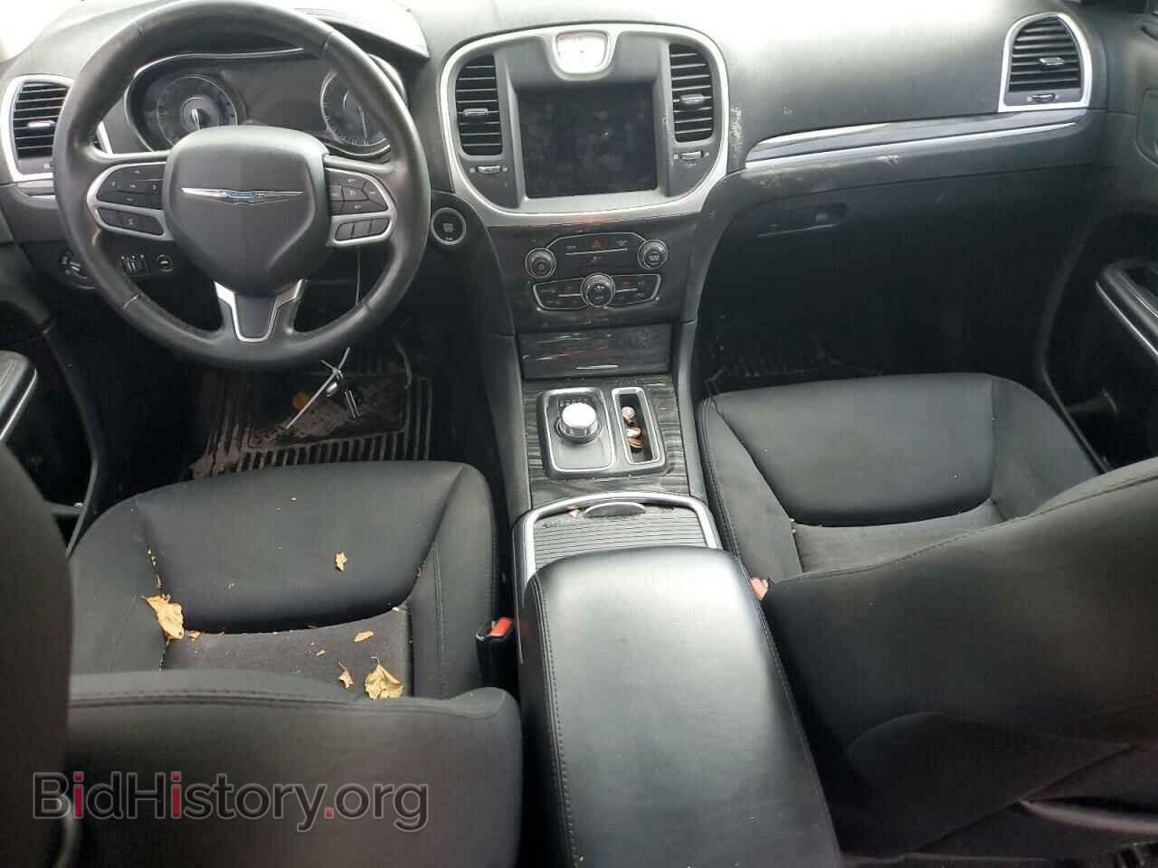 2021 CHRYSLER 300 - VIN: 2C3CCAAG5MH509061 - Фото 8