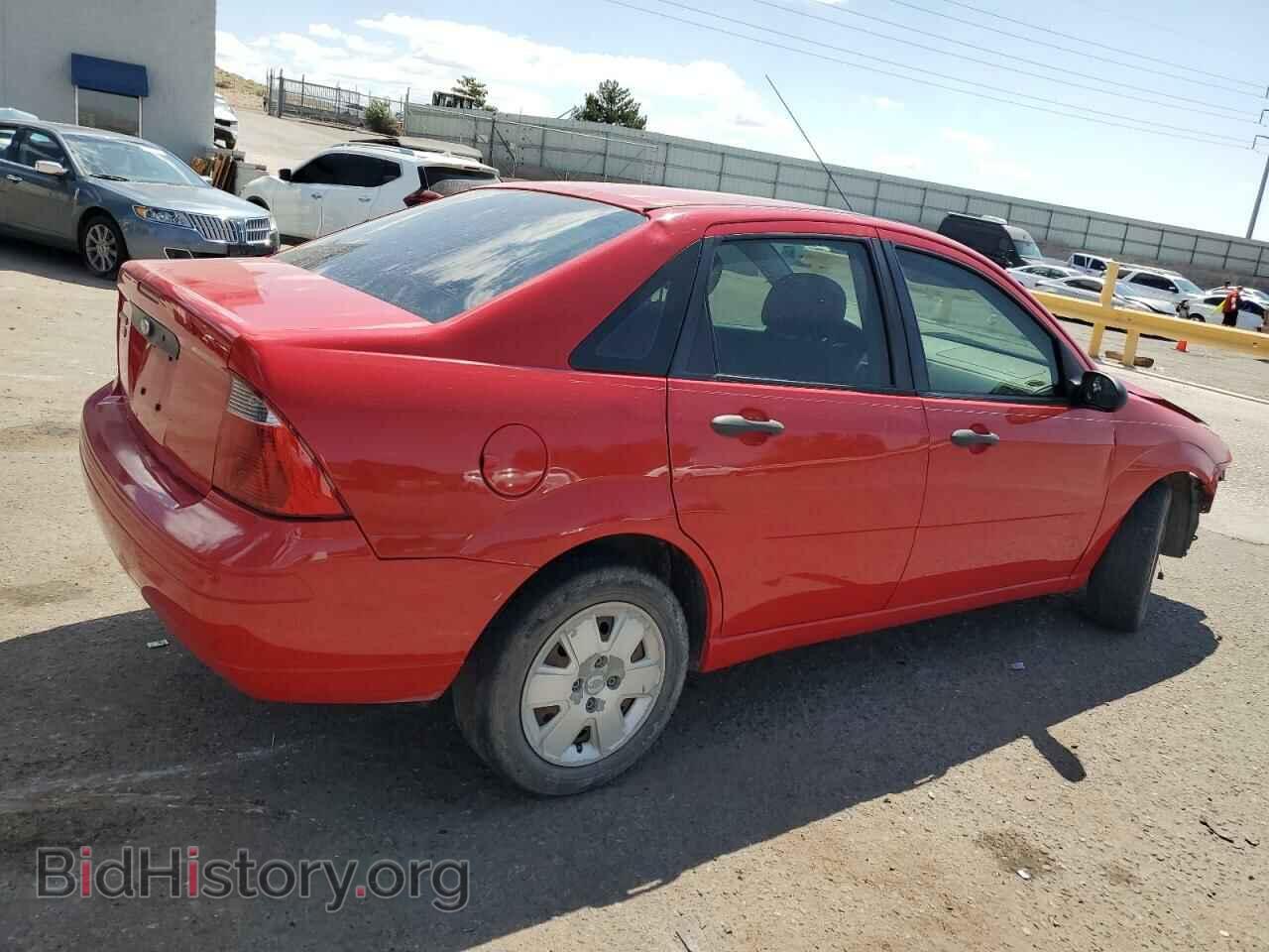 2007 FORD FOCUS - VIN: 1FAHP34N97W302762 - Фото 3