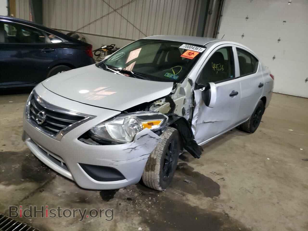 2019 NISSAN VERSA - VIN: 3N1CN7AP3KL879795 - Photo 2