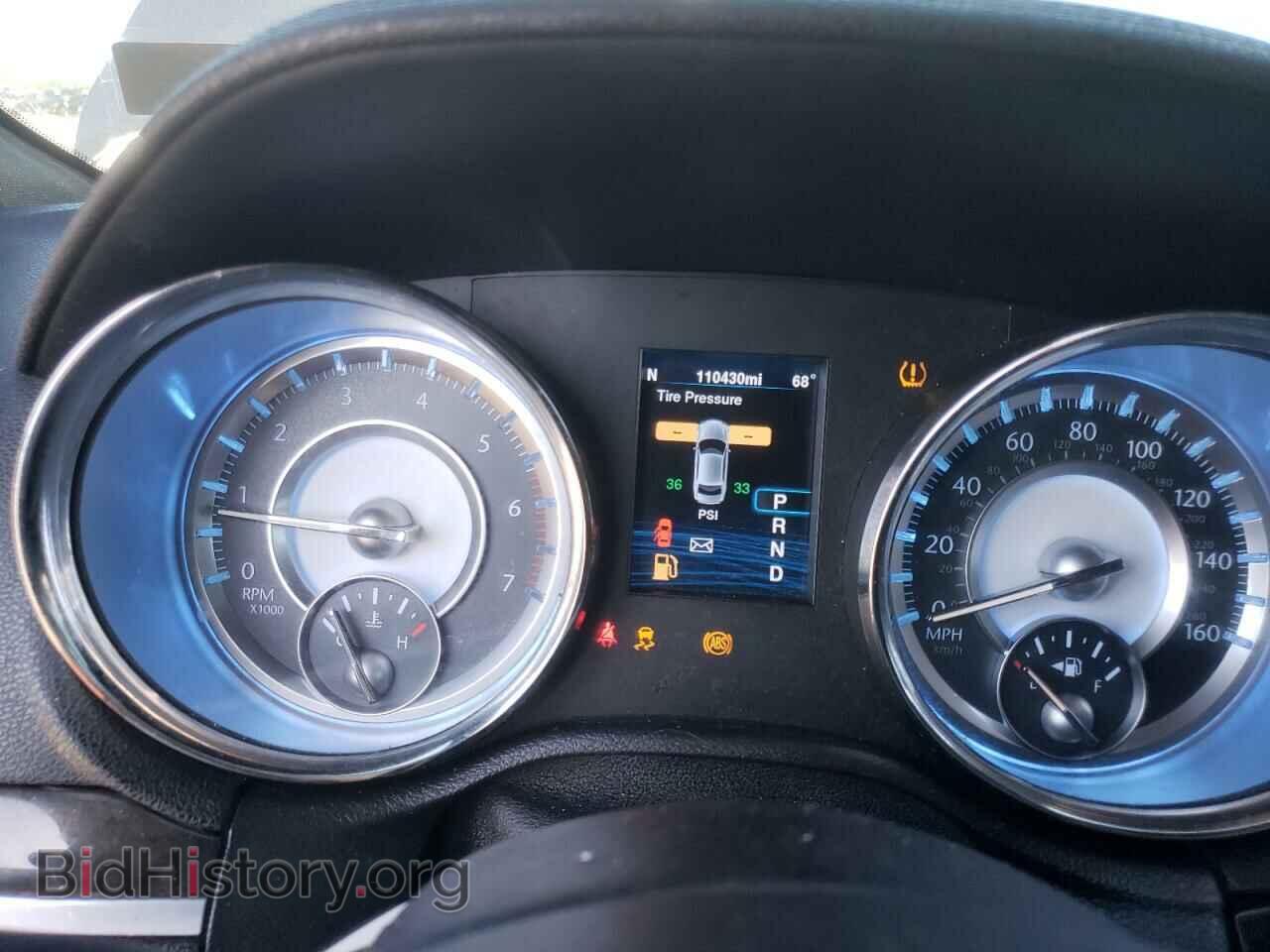 2014 CHRYSLER 300 - VIN: 2C3CCAET8EH169915 - Фото 9