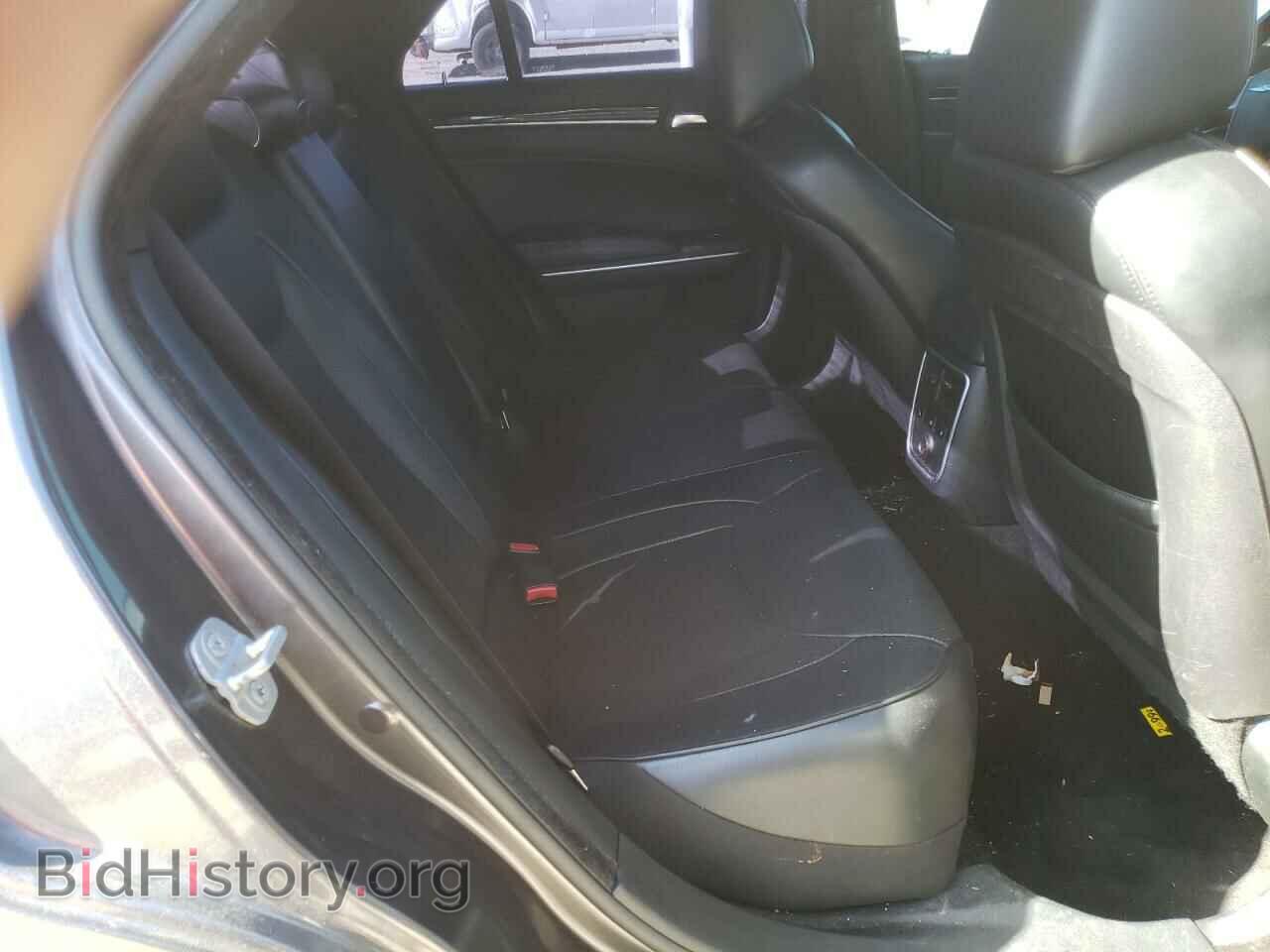 2014 CHRYSLER 300 - VIN: 2C3CCAET8EH169915 - Фото 10