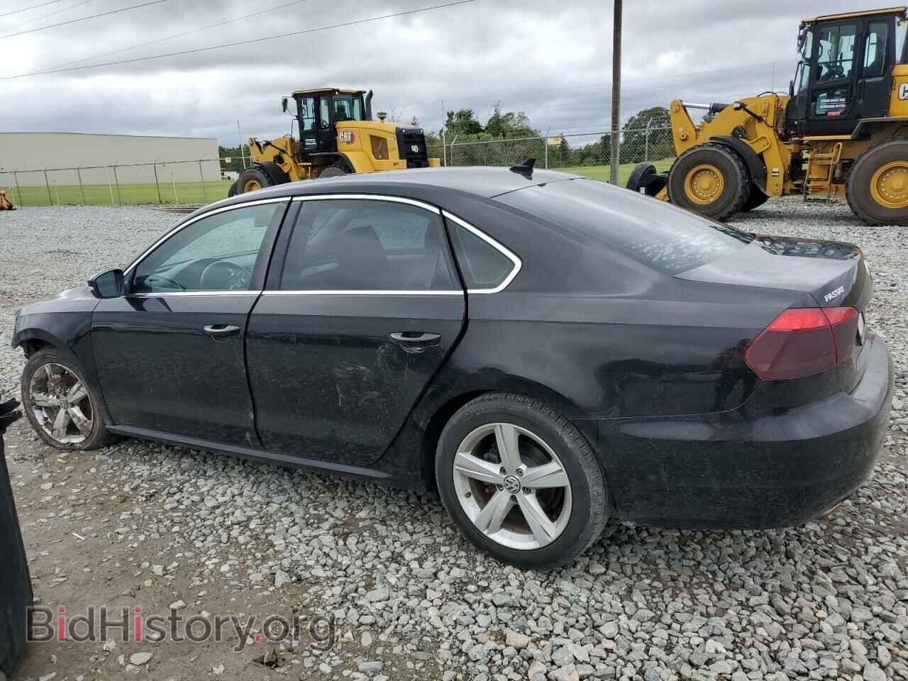 2013 VOLKSWAGEN PASSAT - VIN: 1VWBP7A32DC063768 - Photo 2