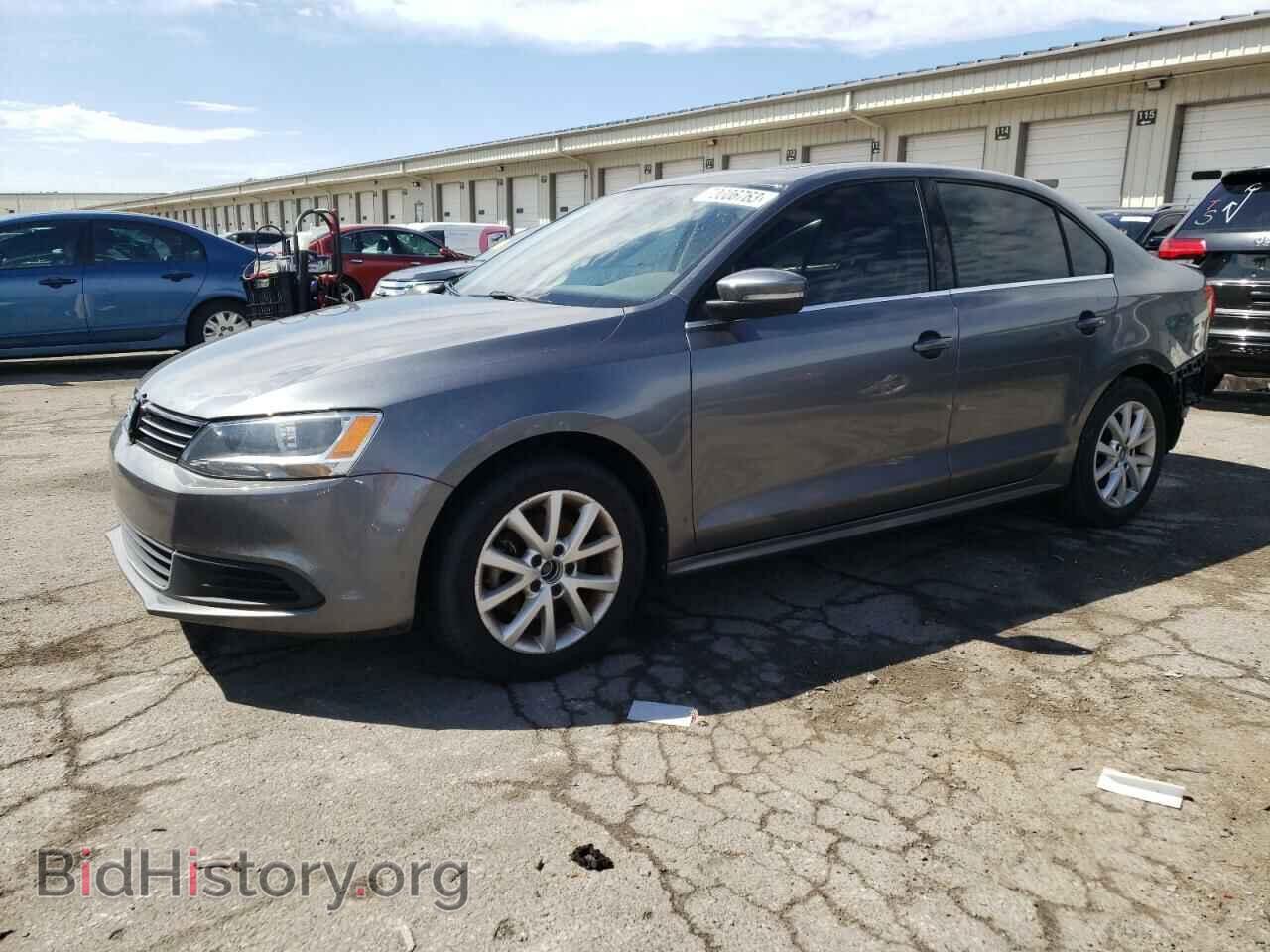 Фотография 3VWB17AJ9EM325768 - VOLKSWAGEN JETTA 2014