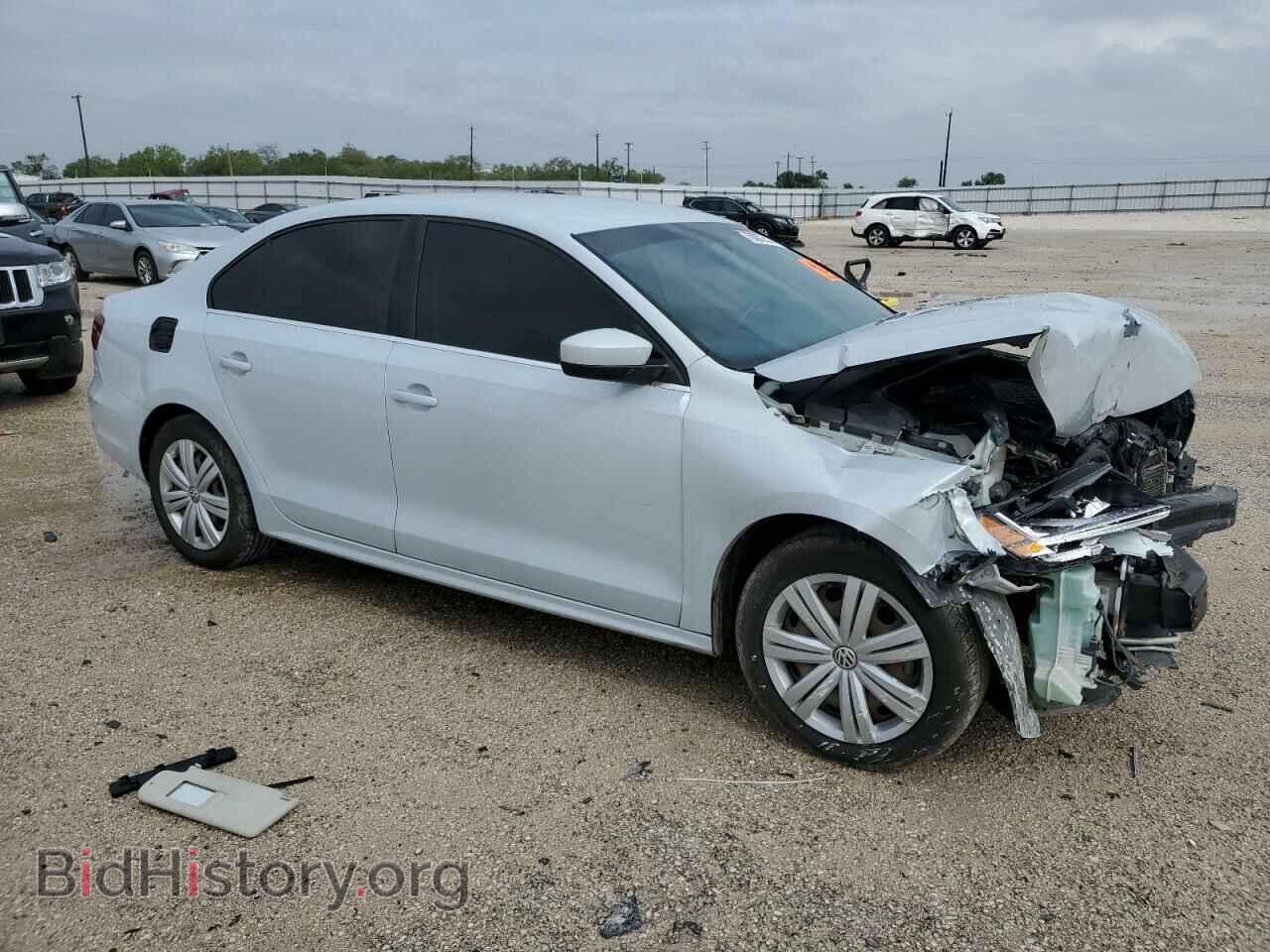 2017 VOLKSWAGEN JETTA - VIN: 3VW2B7AJ8HM393870 - Фото 4