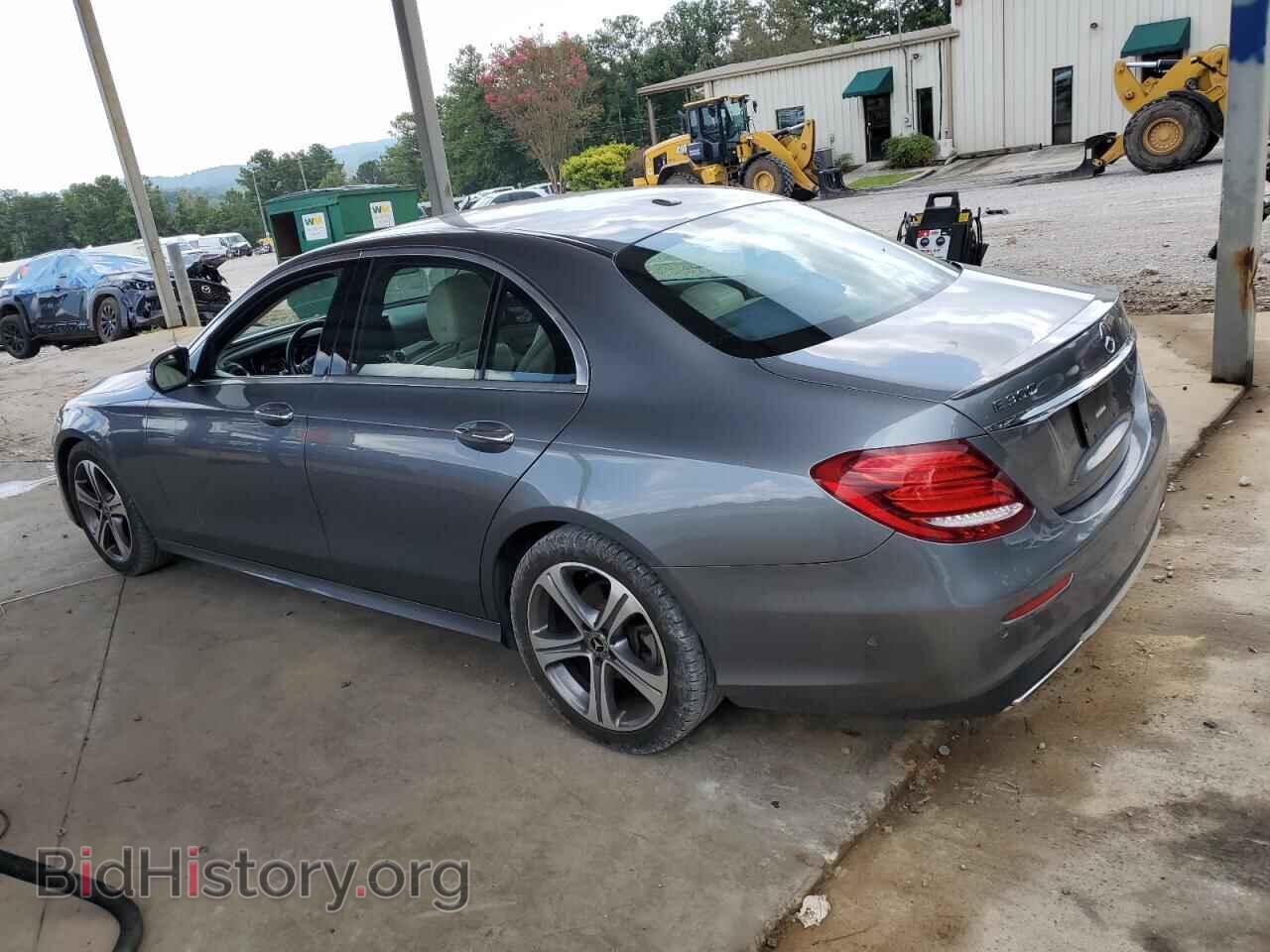 2018 MERCEDES-BENZ E-CLASS - VIN: WDDZF4JB1JA344063 - Фото 2