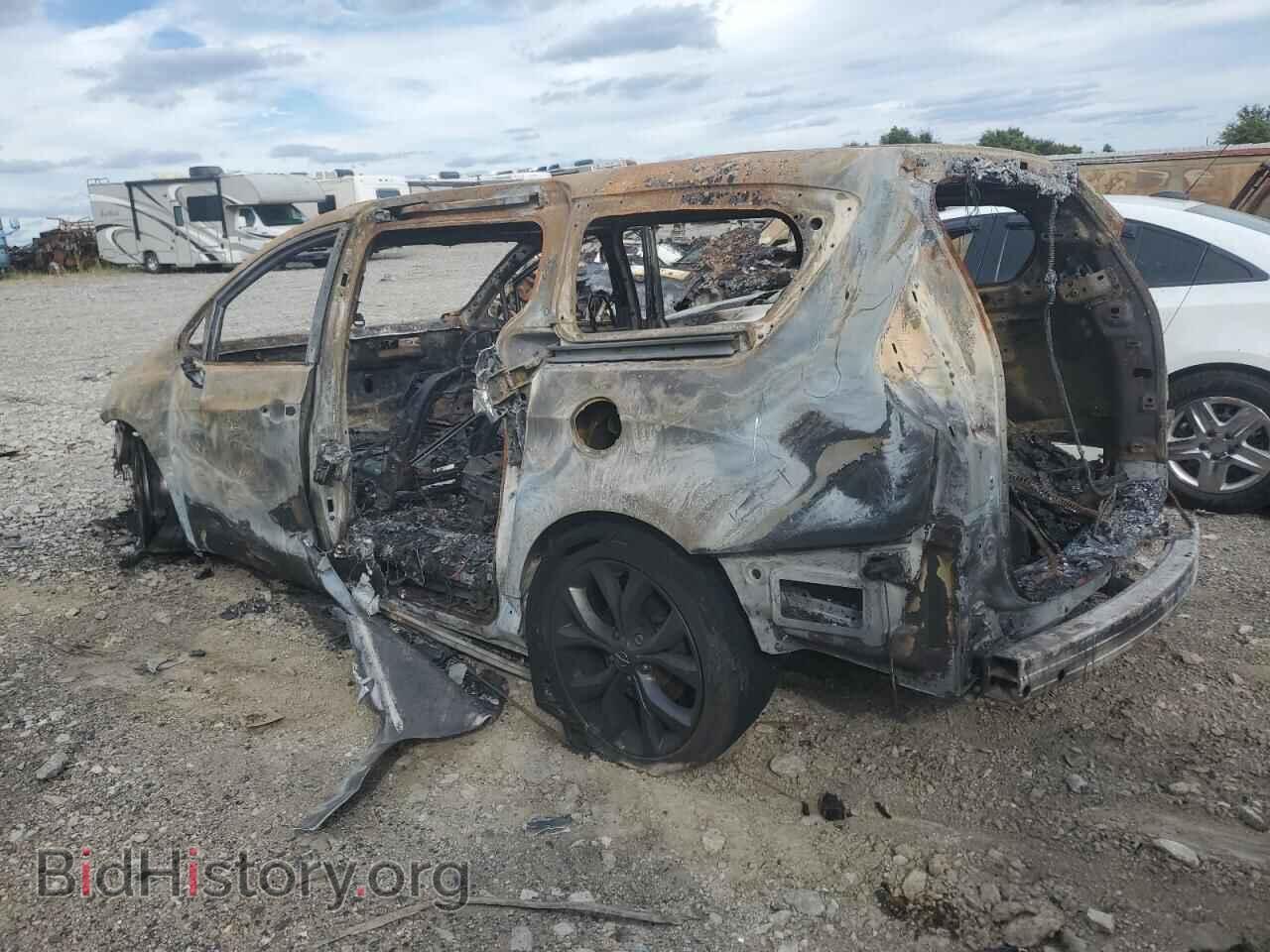 2019 CHRYSLER PACIFICA - VIN: 2C4RC1FG4KR609562 - Фото 2