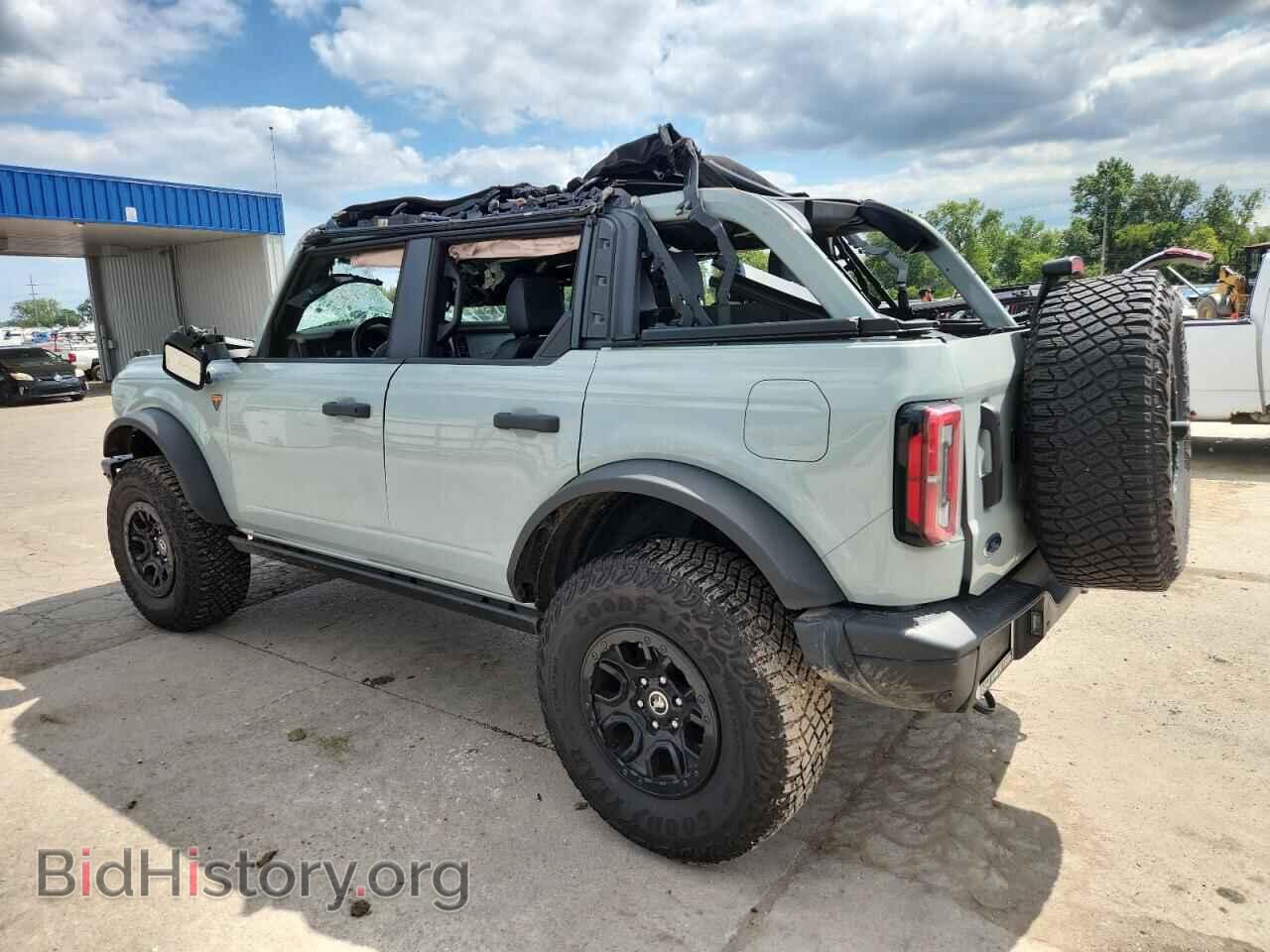 2022 FORD BRONCO - VIN: 1FMEE5DP6NLB64270 - Фото 2