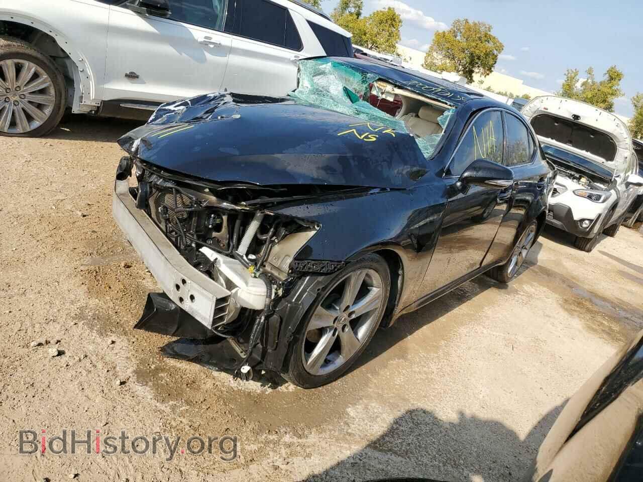 Photo JTHBF5C21B5148731 - LEXUS IS 2011