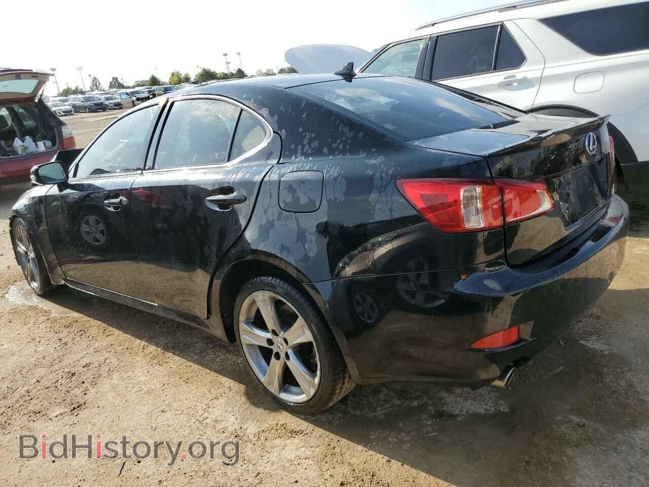 2011 LEXUS IS - VIN: JTHBF5C21B5148731 - Photo 2