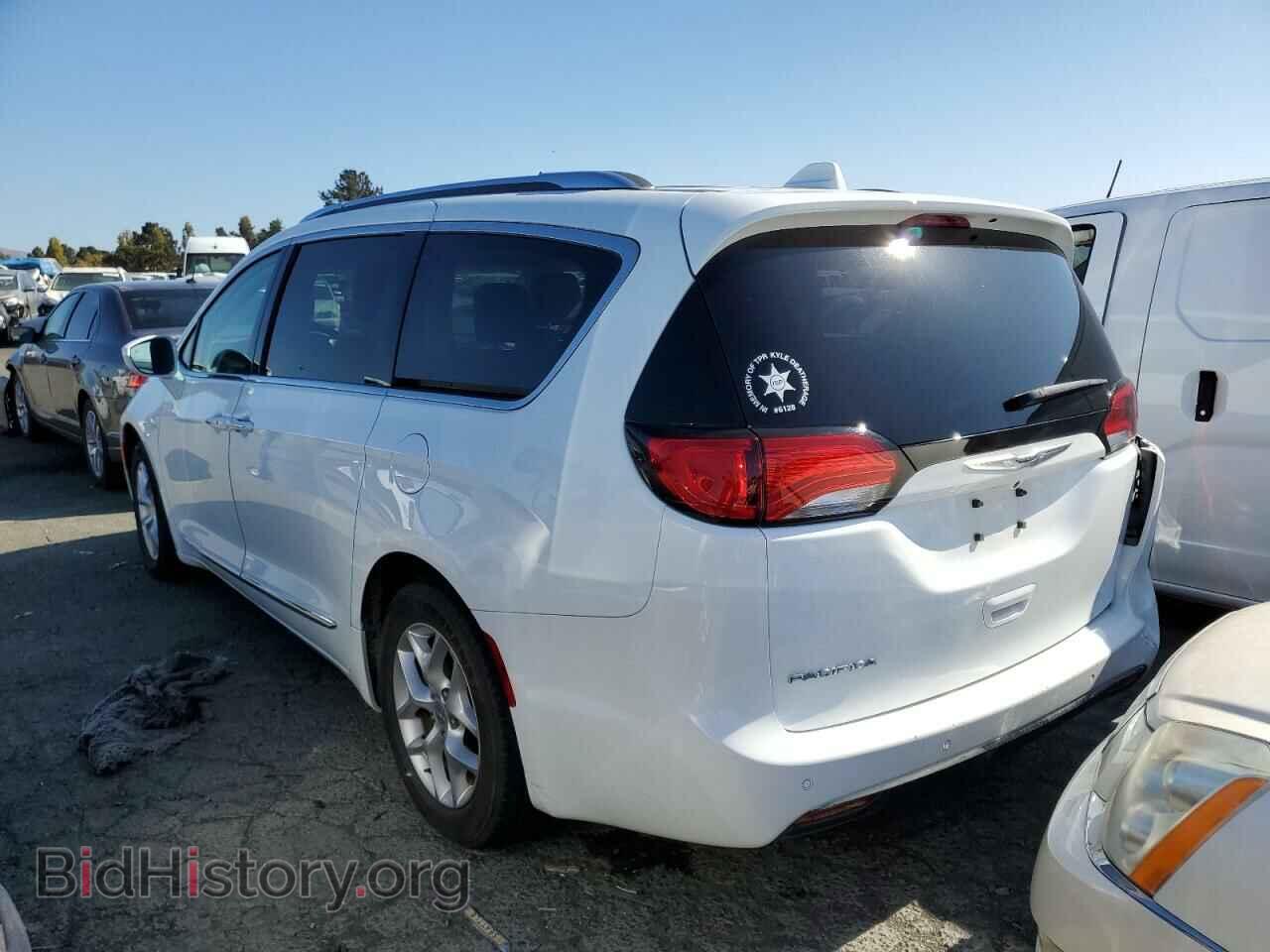 2019 CHRYSLER PACIFICA - VIN: 2C4RC1EG6KR522988 - Фото 2