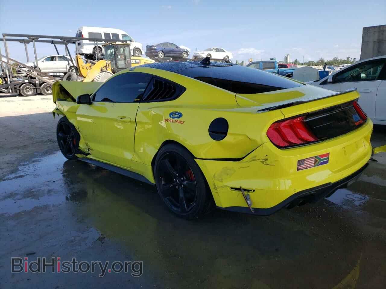 2021 FORD MUSTANG - VIN: 1FA6P8CF0M5143341 - Фото 2