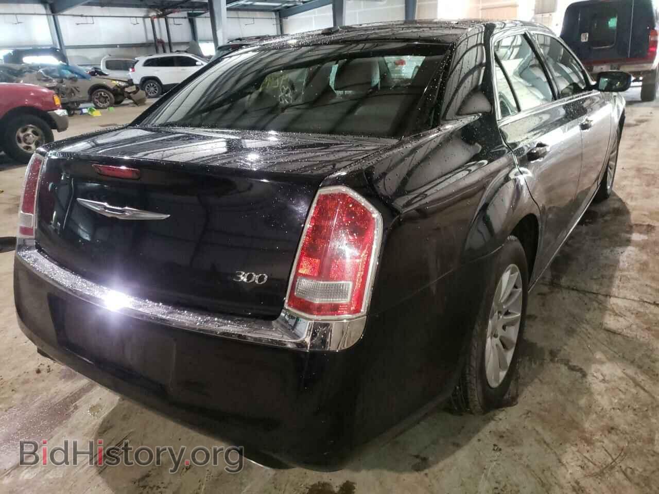 2013 CHRYSLER 300 - VIN: 2C3CCAAG9DH740271 - Фото 4