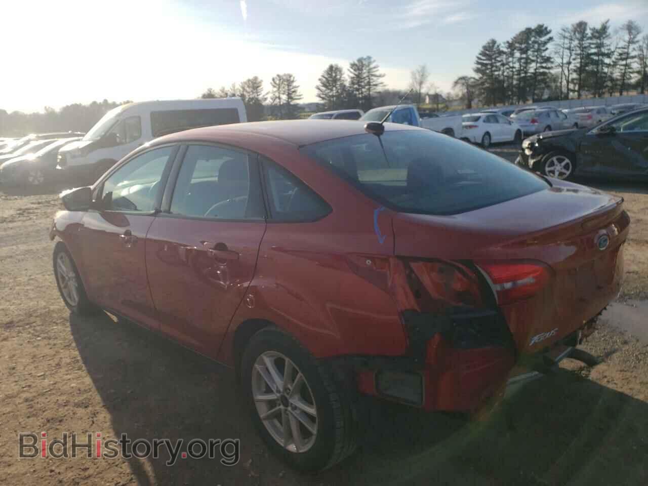 2018 FORD FOCUS - VIN: 1FADP3F21JL264597 - Фото 2
