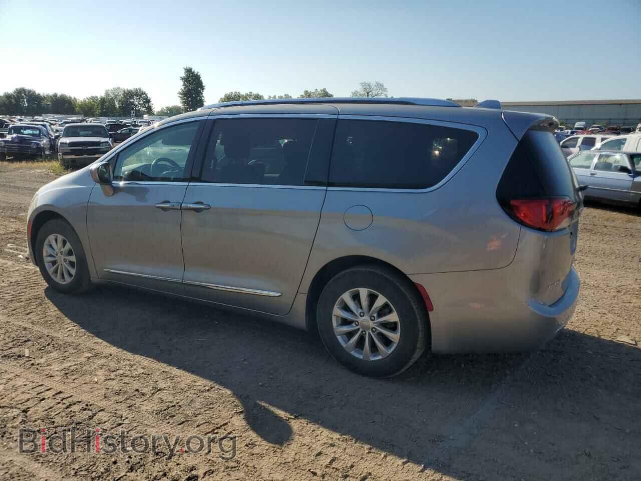2018 CHRYSLER PACIFICA - VIN: 2C4RC1EG4JR351897 - Фото 2