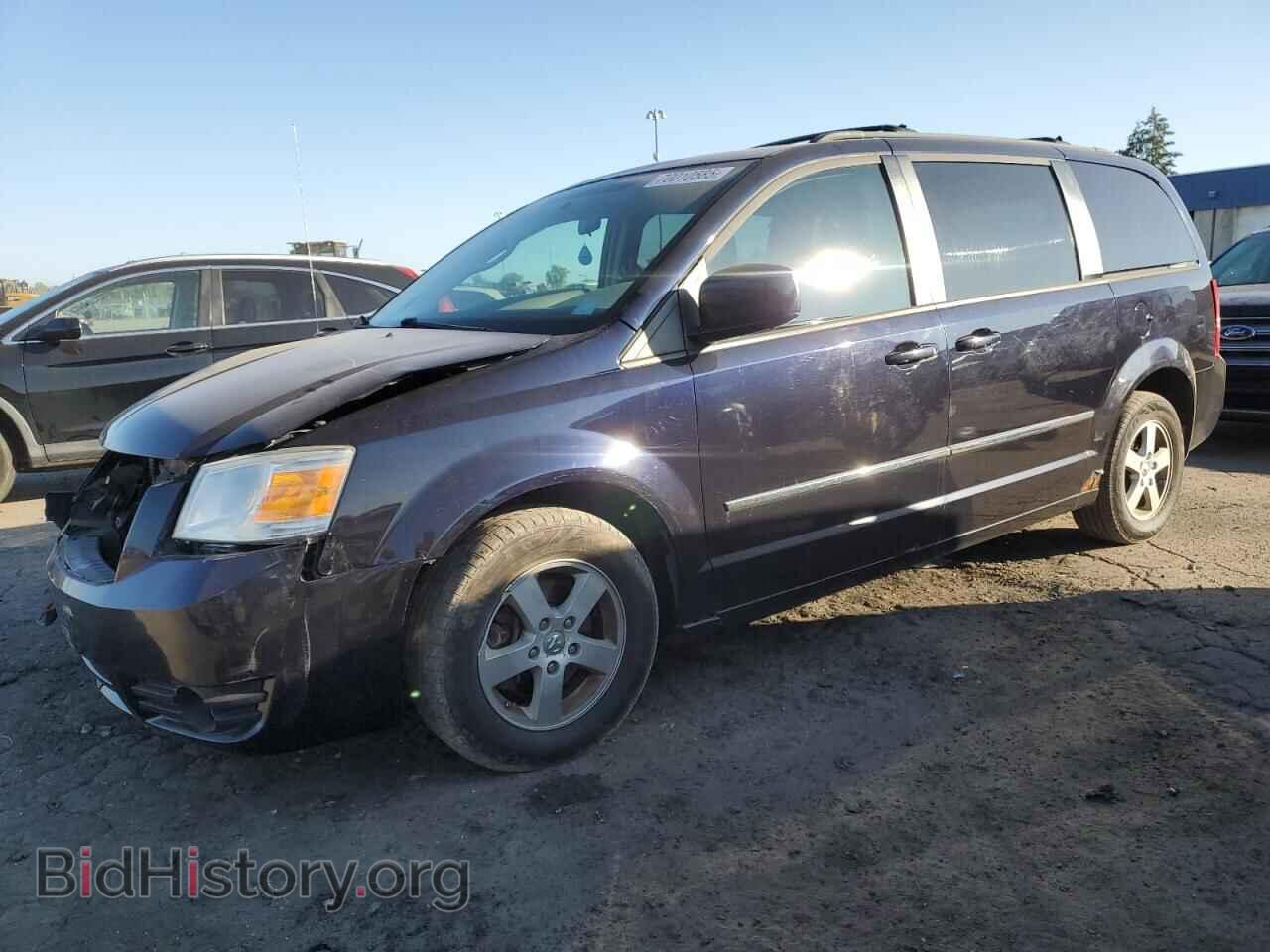 Фотография 2D4RN5D13AR143429 - DODGE CARAVAN 2010