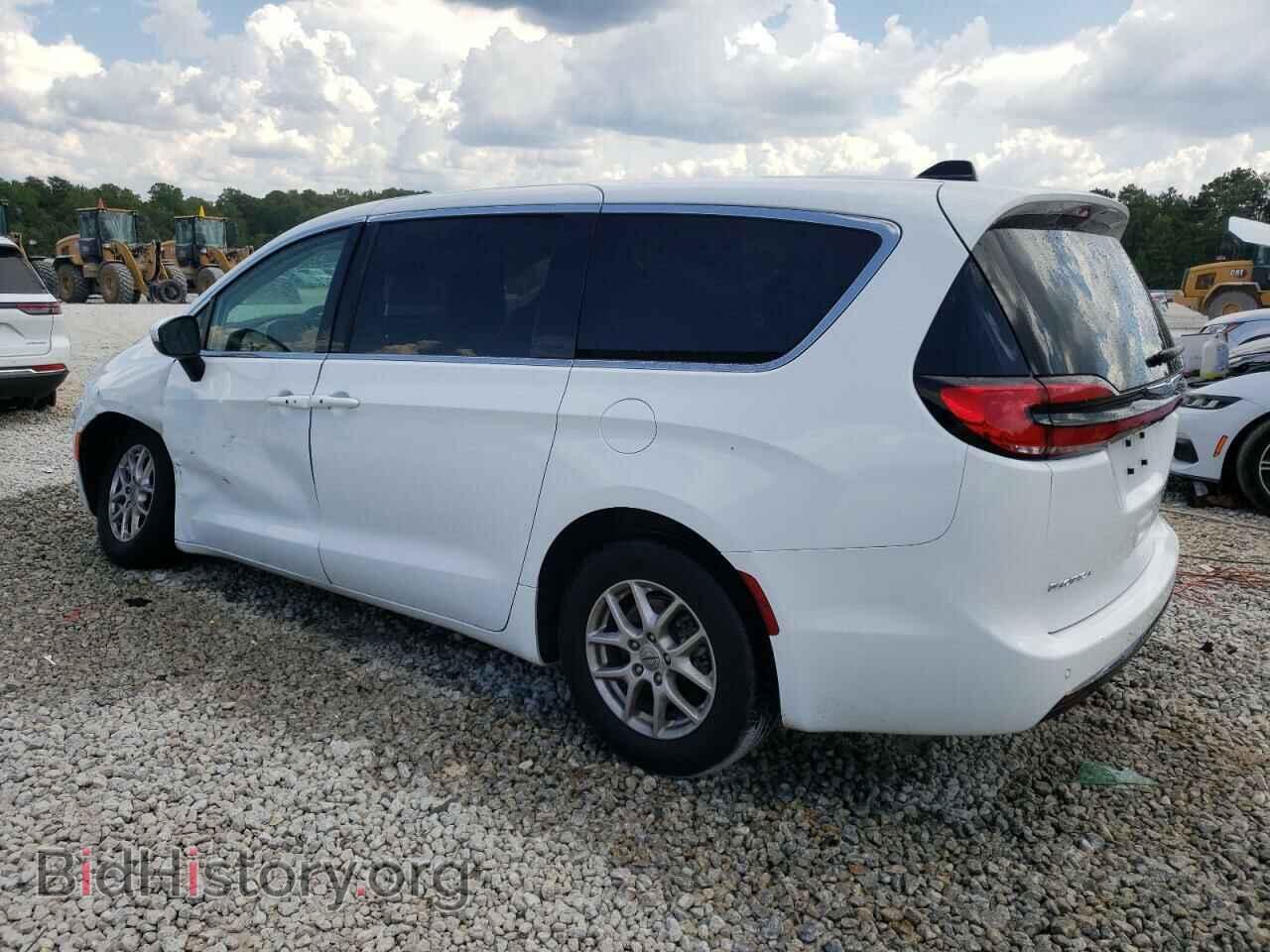 2023 CHRYSLER PACIFICA - VIN: 2C4RC1BGXPR552538 - Фото 2