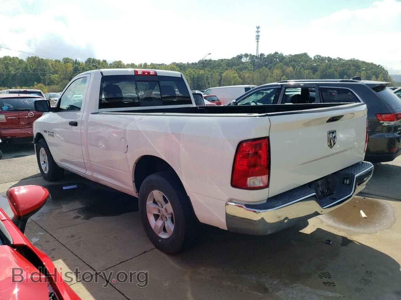 2018 RAM 1500 - VIN: 3C6JR6DTXJG298742 - Фото 2