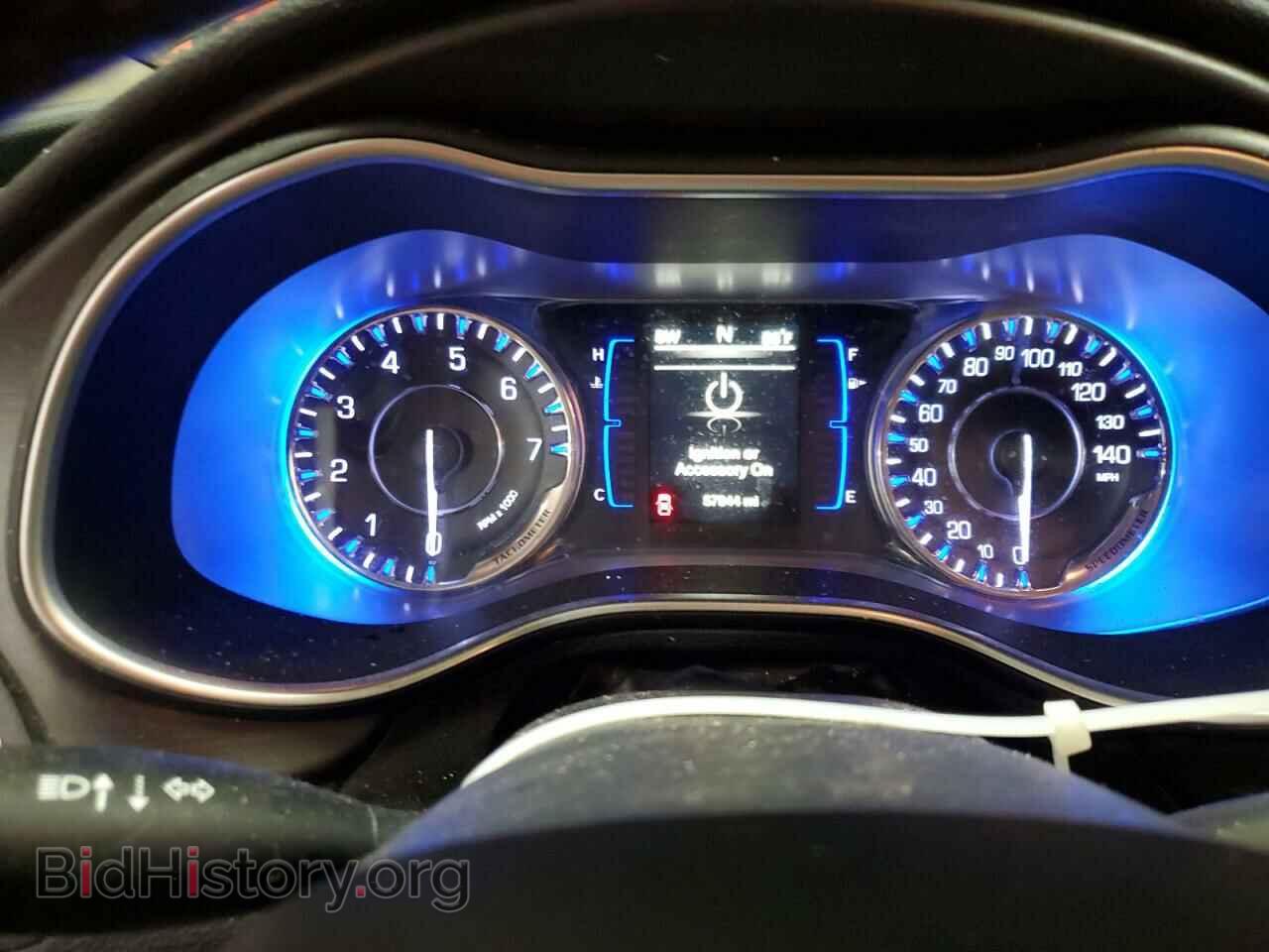 2016 CHRYSLER 200 - VIN: 1C3CCCAB5GN195150 - Фото 9