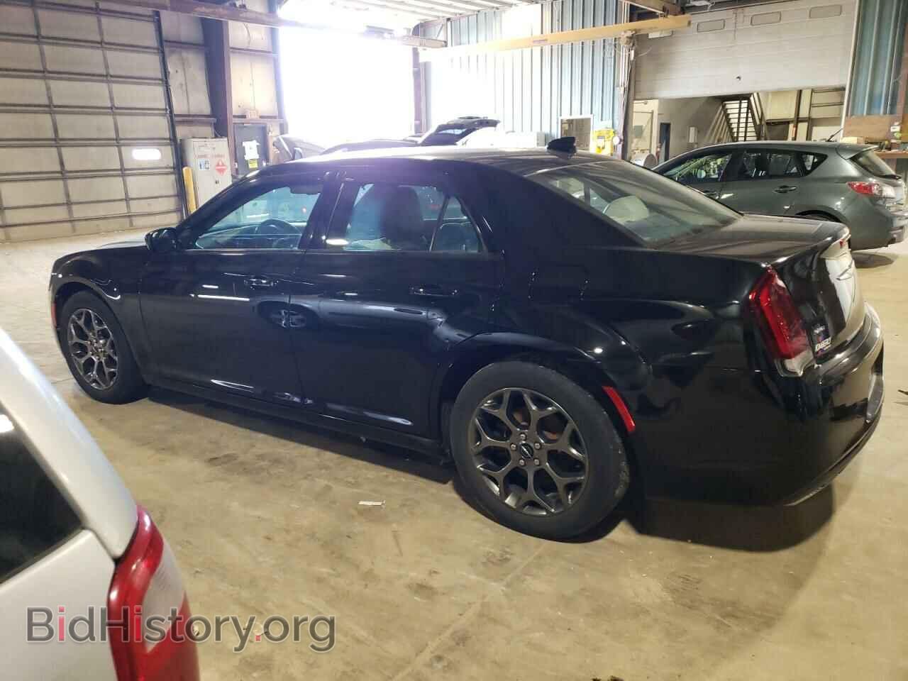 2017 CHRYSLER 300 - VIN: 2C3CCAGG7HH586124 - Photo 2