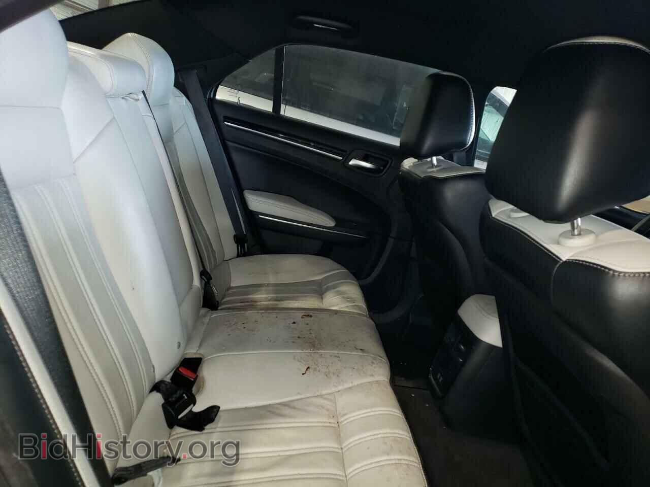 2017 CHRYSLER 300 - VIN: 2C3CCAGG7HH586124 - Photo 10