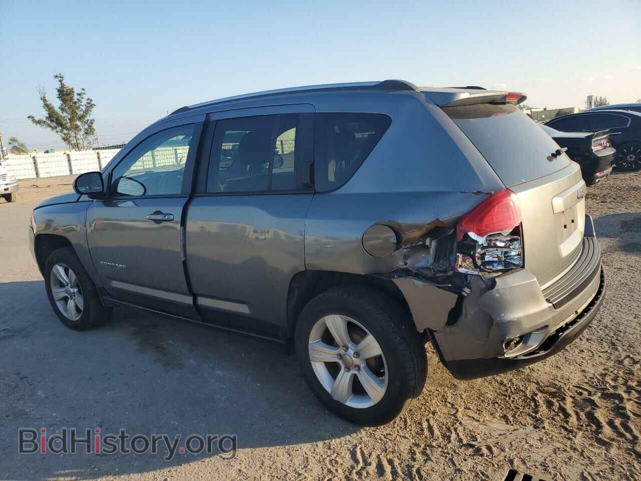 2011 JEEP COMPASS - VIN: 1J4NT1FA5BD287554 - Photo 2