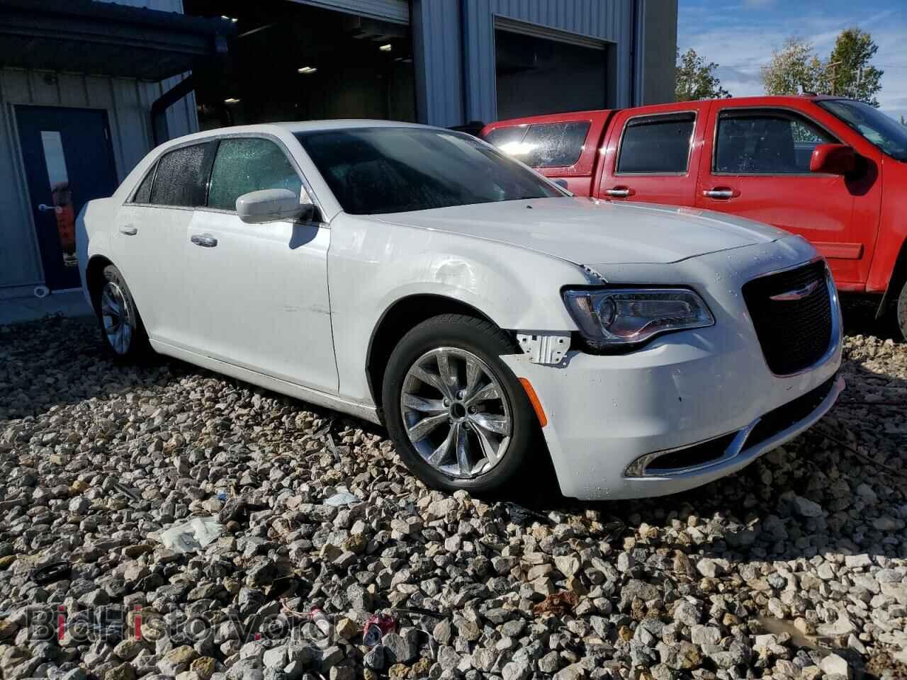 2016 CHRYSLER 300 - VIN: 2C3CCAAG3GH238263 - Фото 4