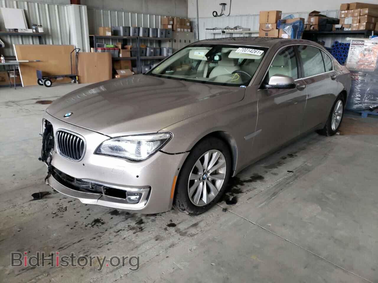 2013 BMW 7 SERIES - VIN: WBAYE4C51DD137513 - Фото 2