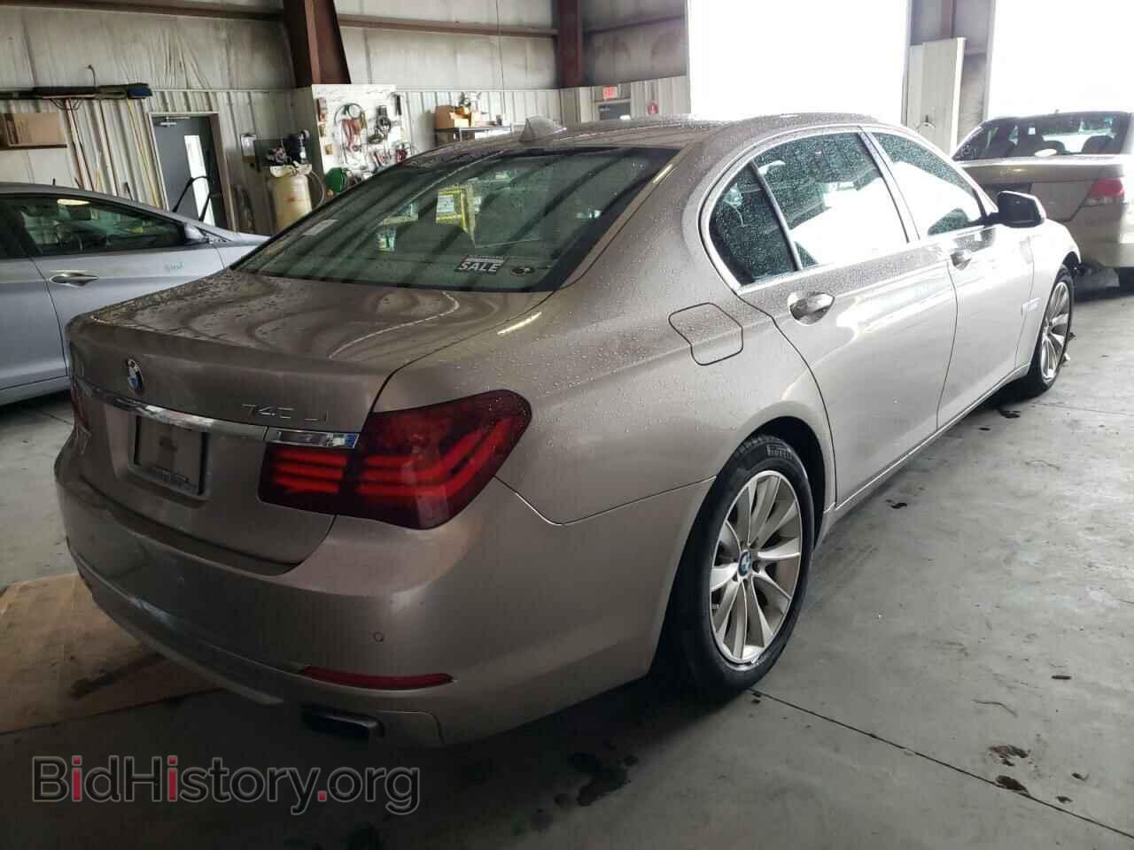 2013 BMW 7 SERIES - VIN: WBAYE4C51DD137513 - Фото 4
