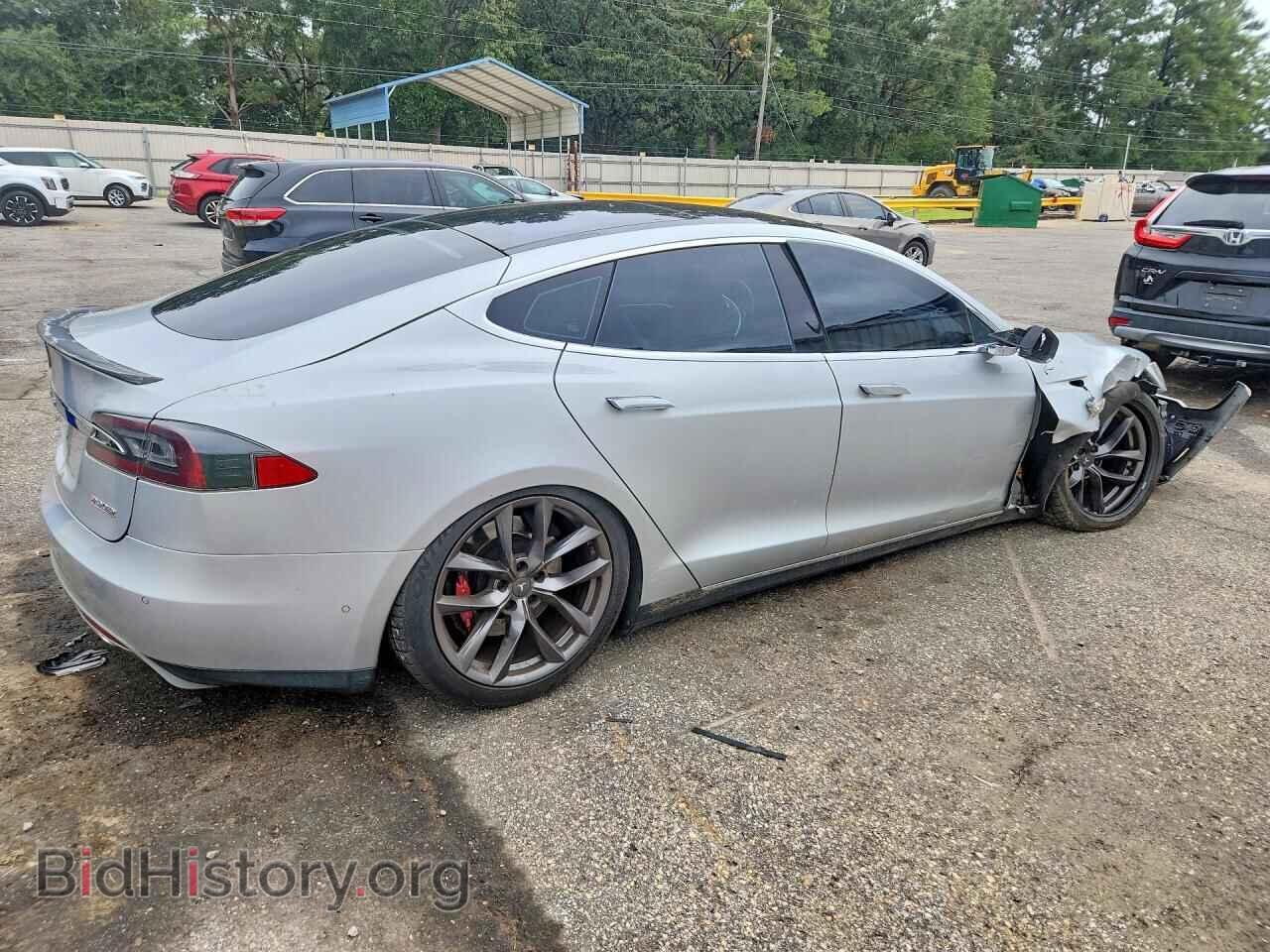 2015 TESLA MODEL S - VIN: 5YJSA1E4XFF113990 - Фото 3