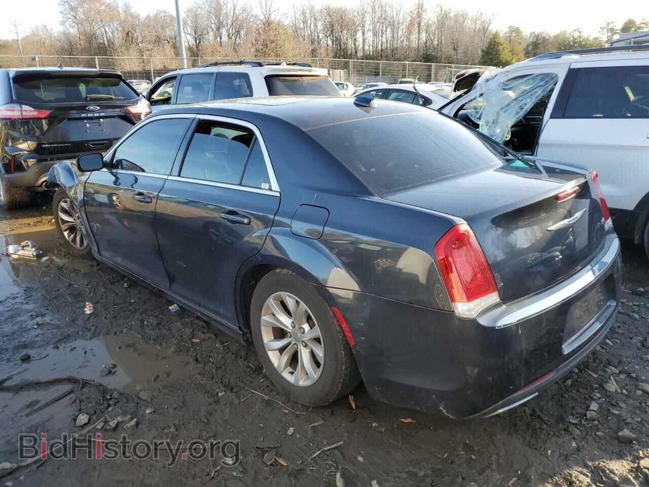 2015 CHRYSLER 300 - VIN: 2C3CCAAG0FH930043 - Фото 2