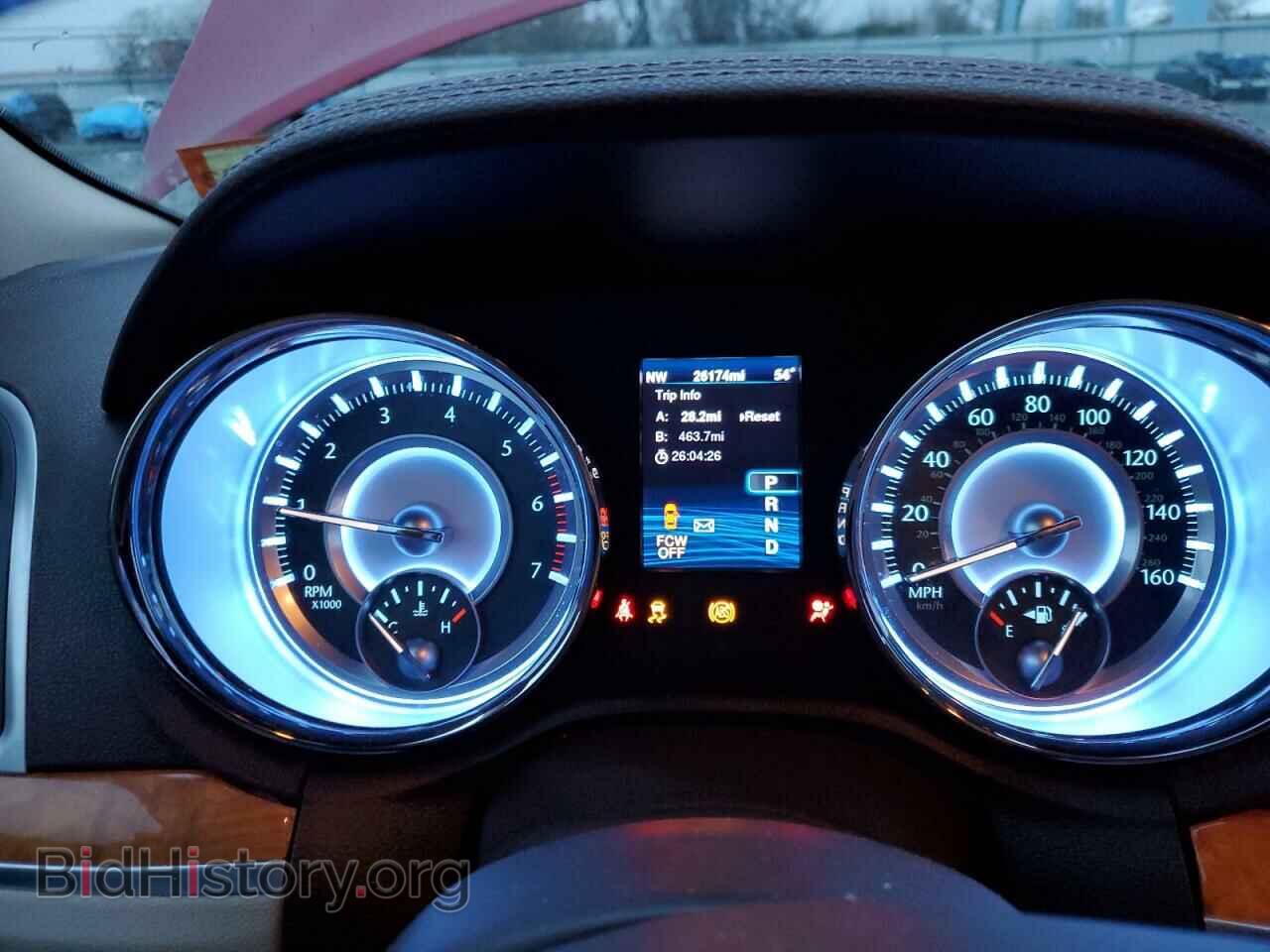 2014 CHRYSLER 300 - VIN: 2C3CCAET6EH336921 - Фото 9