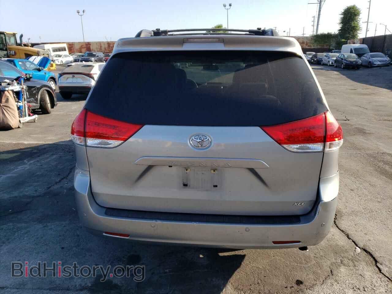 2011 TOYOTA All Models - VIN: 5TDYK3DC2BS066309 - Фото 6