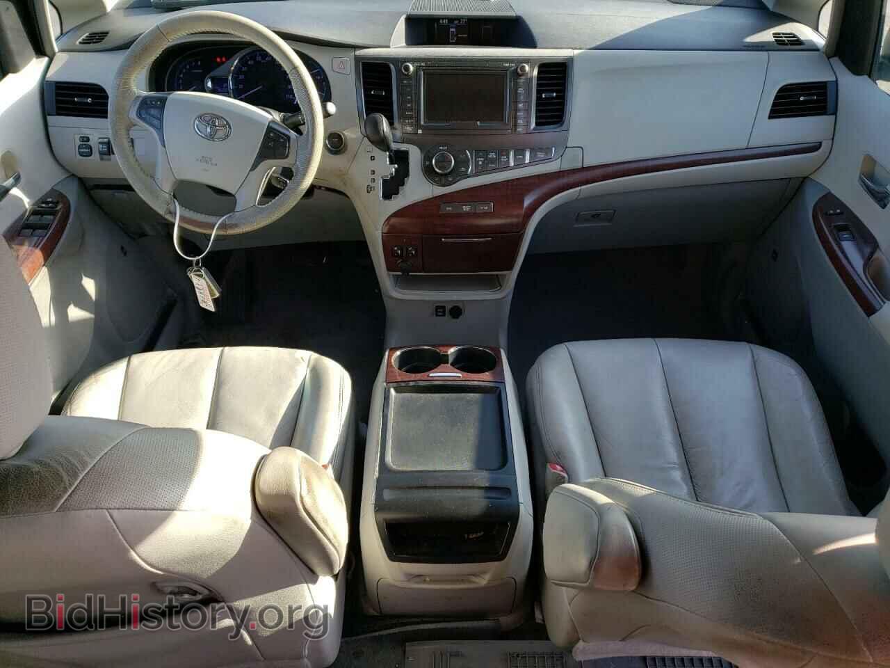 2011 TOYOTA All Models - VIN: 5TDYK3DC2BS066309 - Фото 8