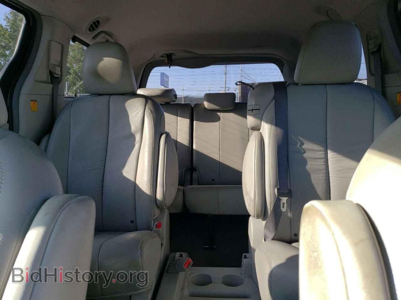 2011 TOYOTA All Models - VIN: 5TDYK3DC2BS066309 - Фото 10