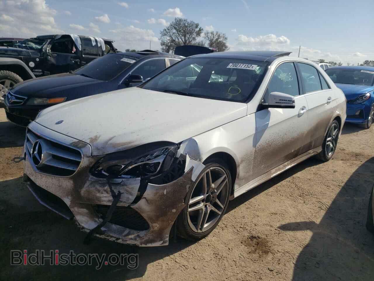 Photo WDDHF5KB6EB026407 - MERCEDES-BENZ E-CLASS 2014