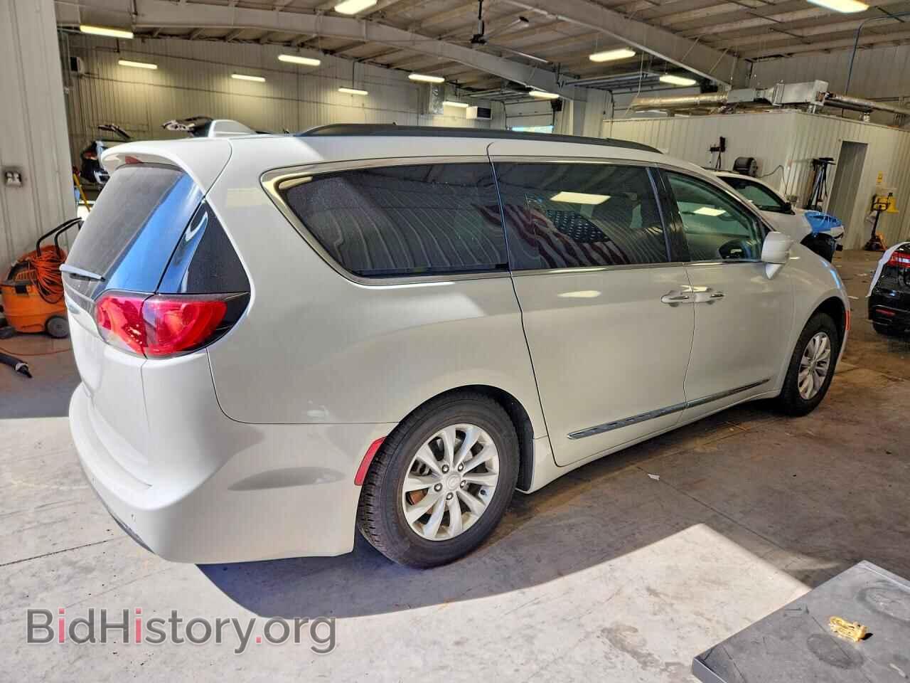 2017 CHRYSLER PACIFICA - VIN: 2C4RC1BG5HR675925 - Фото 3