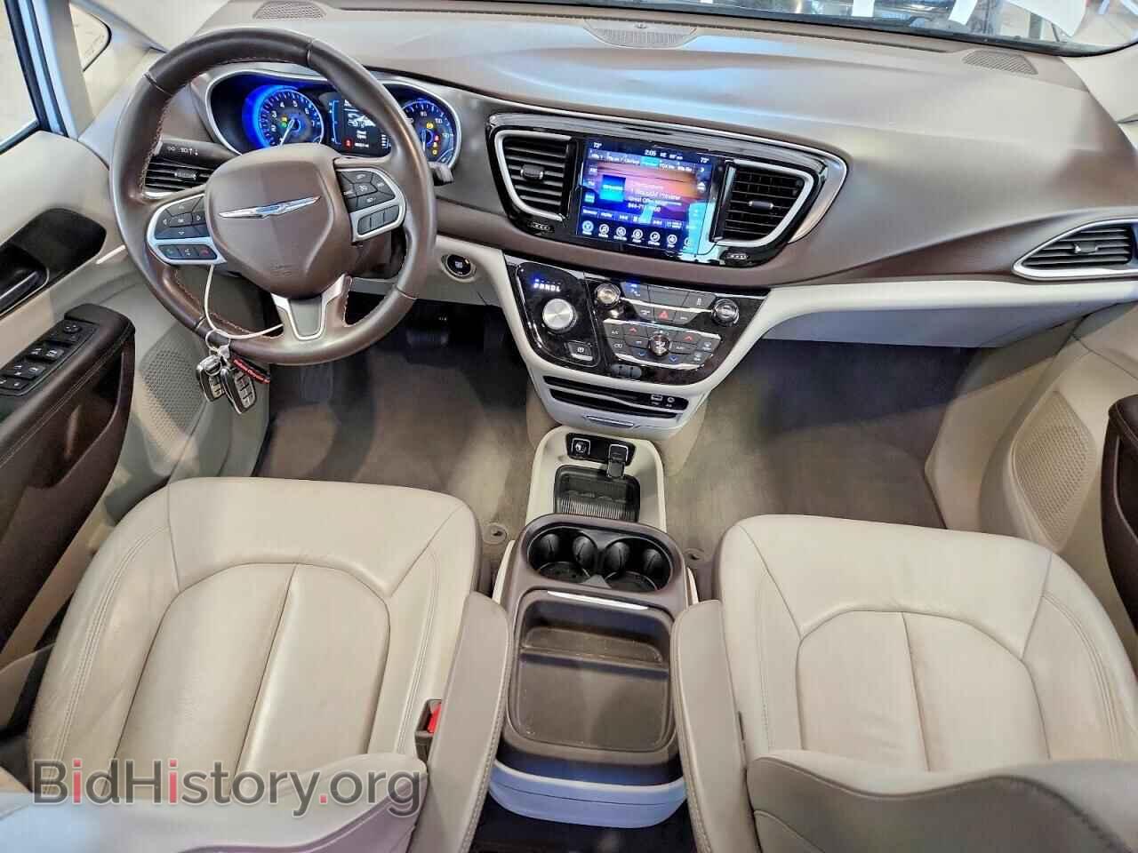 2017 CHRYSLER PACIFICA - VIN: 2C4RC1BG5HR675925 - Фото 8