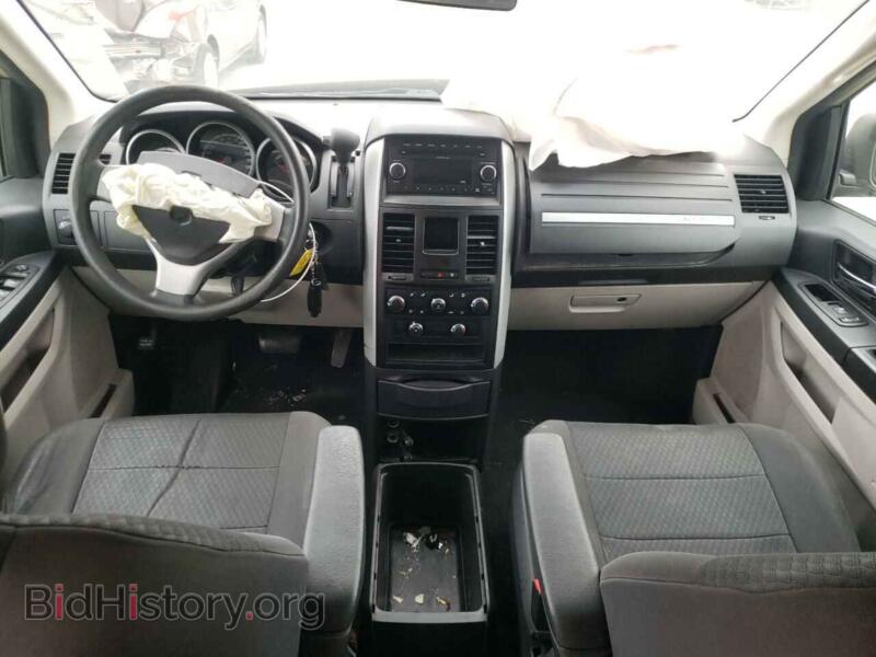 2010 Dodge CARAVAN (VIN 2D4RN4DE7AR369017) — photo 8 of 12
