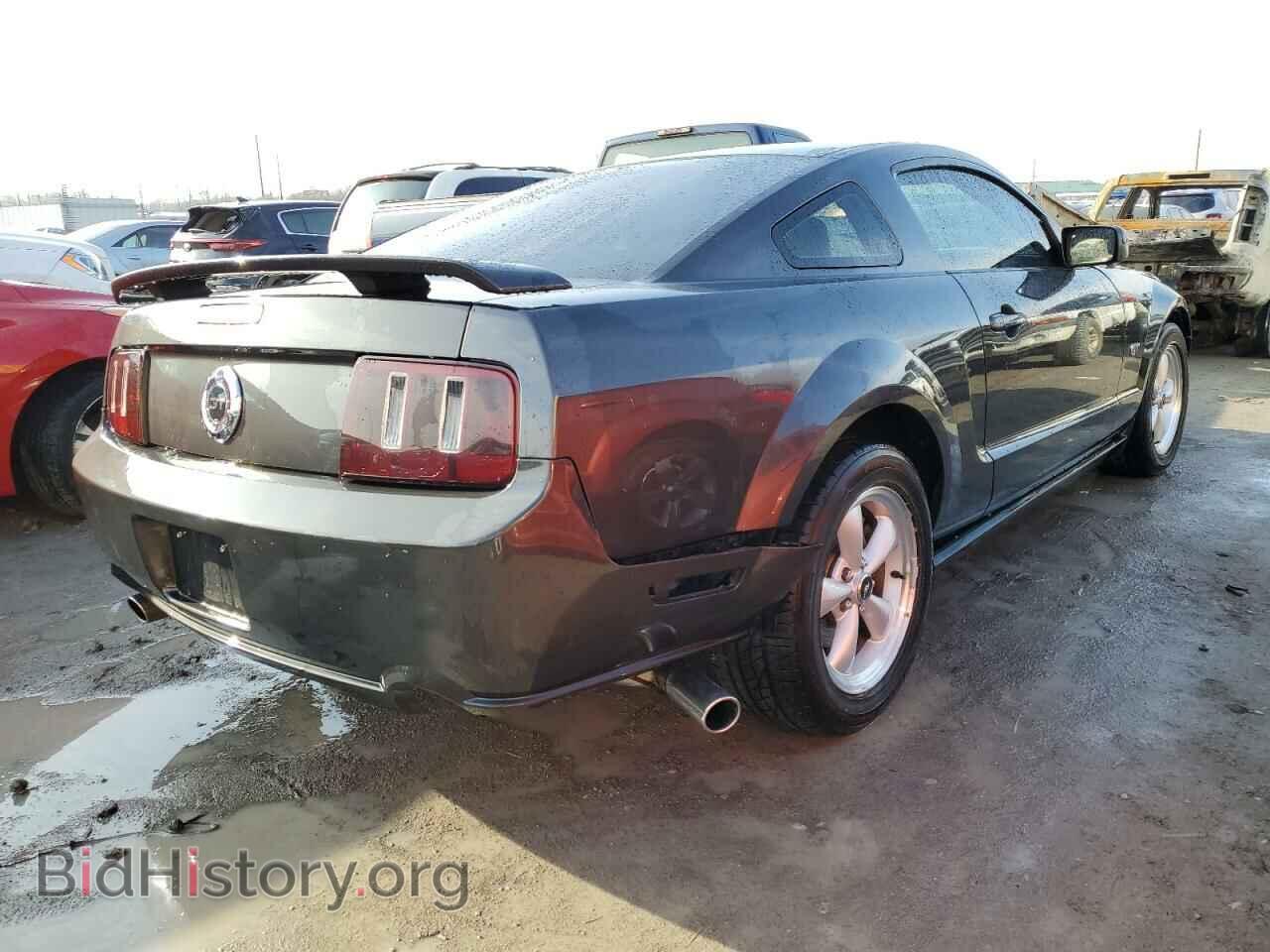 2008 FORD MUSTANG - VIN: 1ZVHT82H585183371 - Фото 3