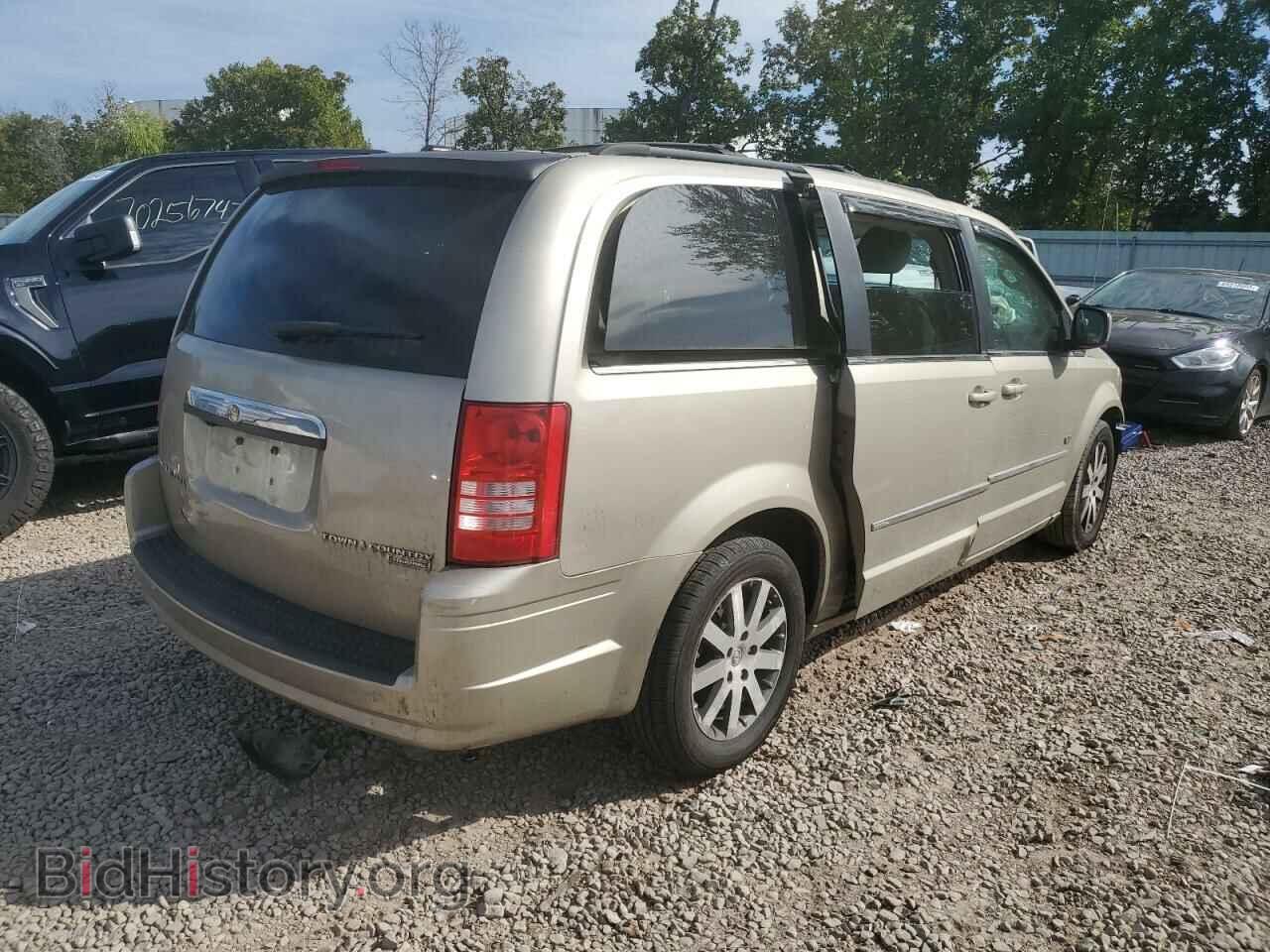 2009 CHRYSLER MINIVAN - VIN: 2A8HR54X39R642110 - Фото 3